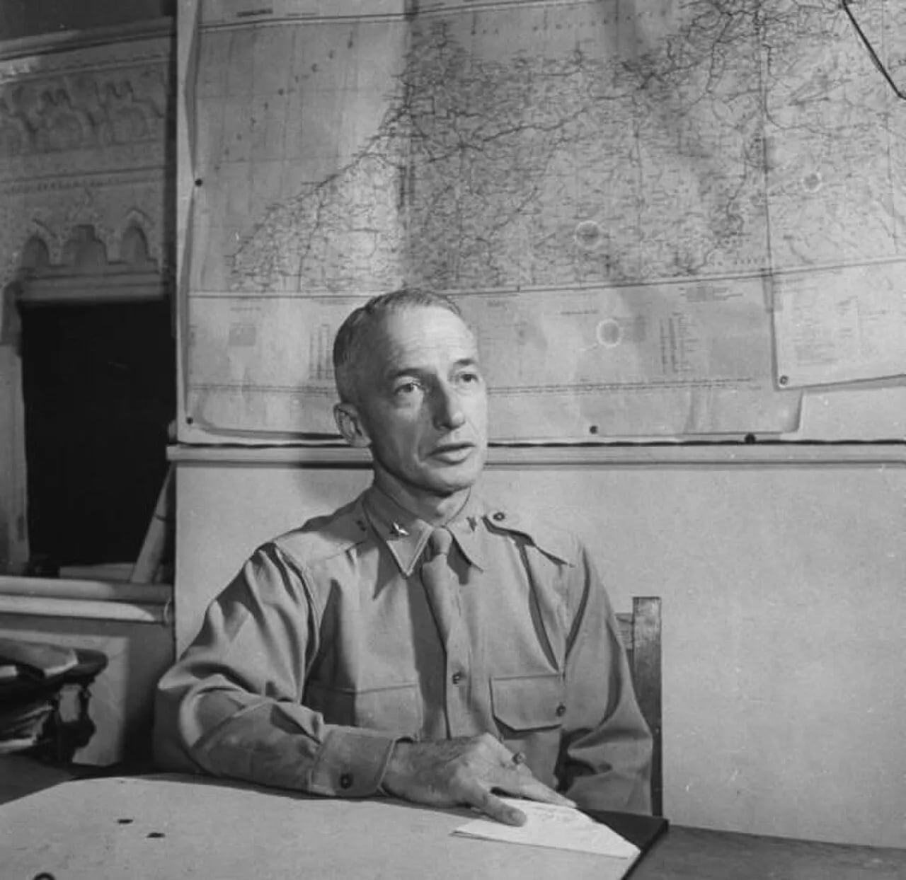 Porträt von Clarence Lionel Adcock (1895–1967) – Gedenkseite