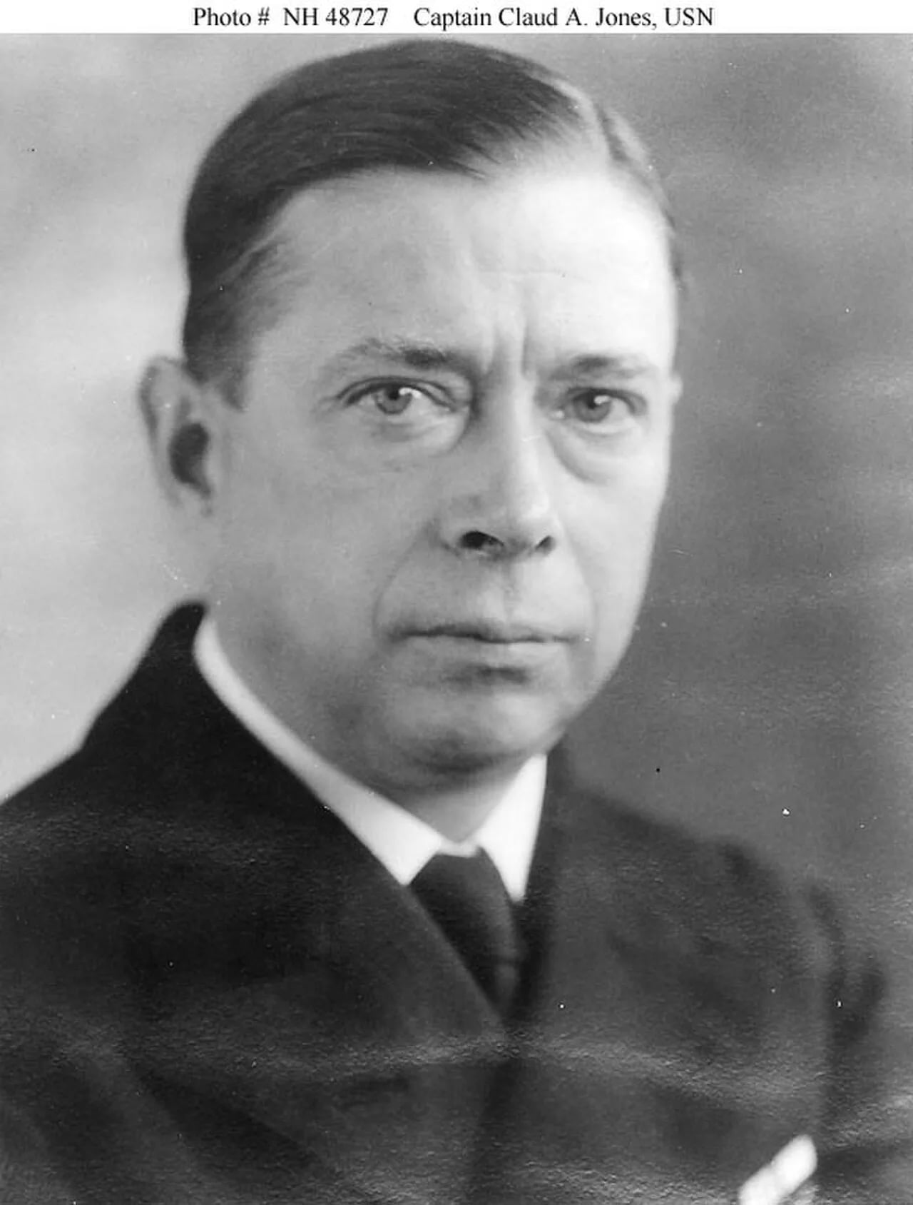 Porträt von Claud Ashton Jones (1885–1948) – Gedenkseite