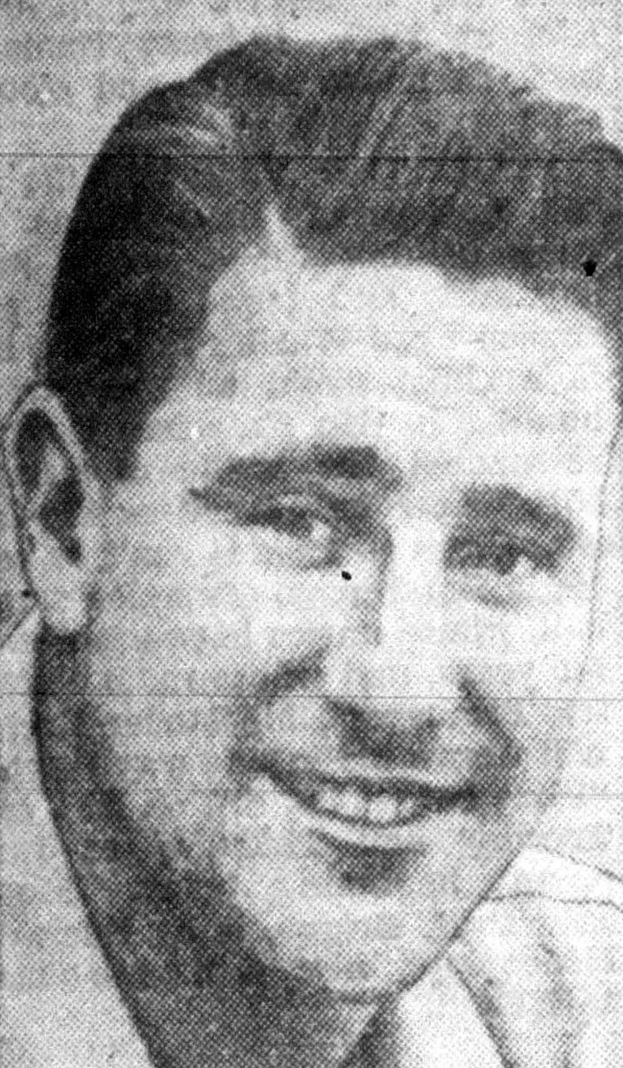 Portrait of Claude Simons, Jr. (1914–1975) – memorial page