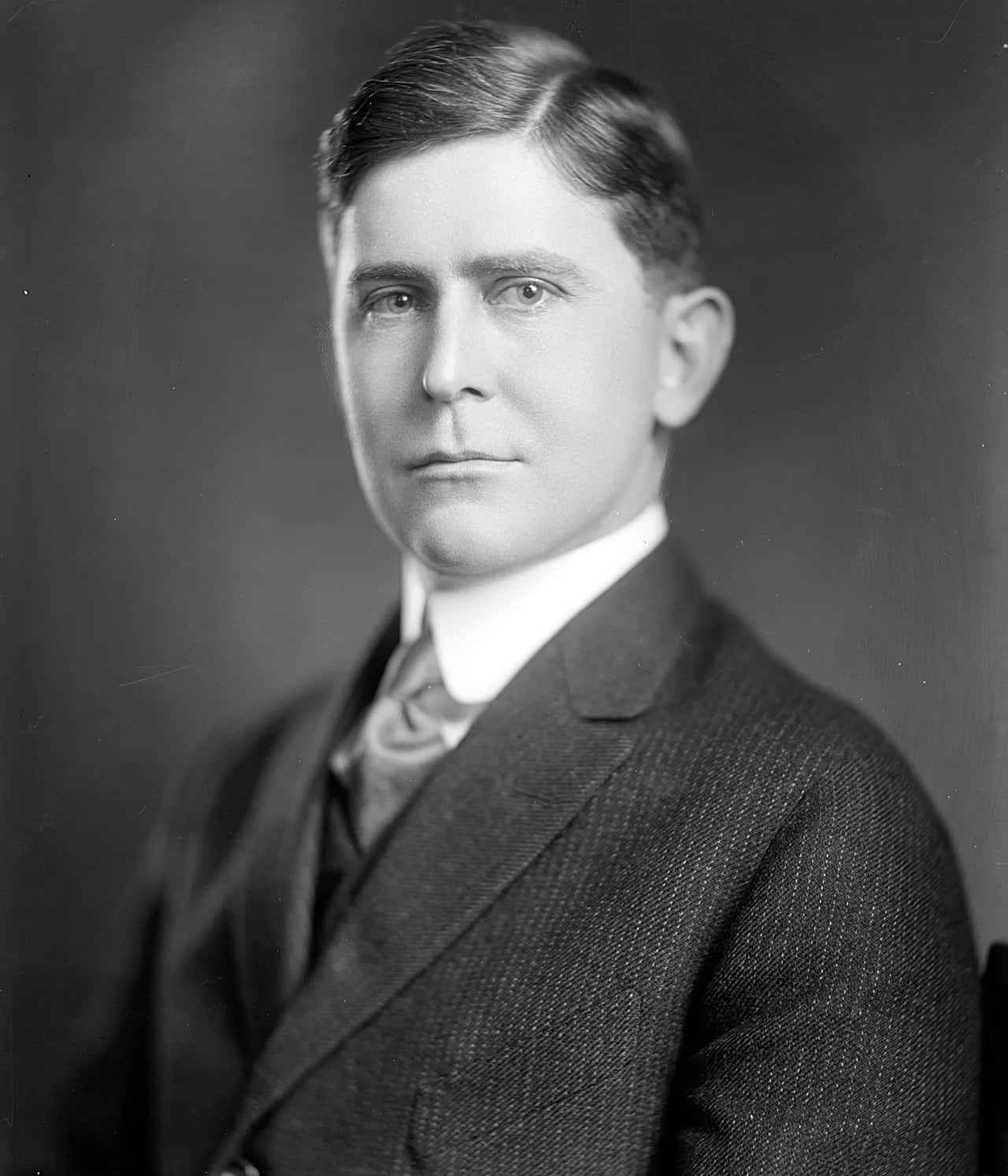Porträt von Claude U. Stone (1879–1957) – Gedenkseite