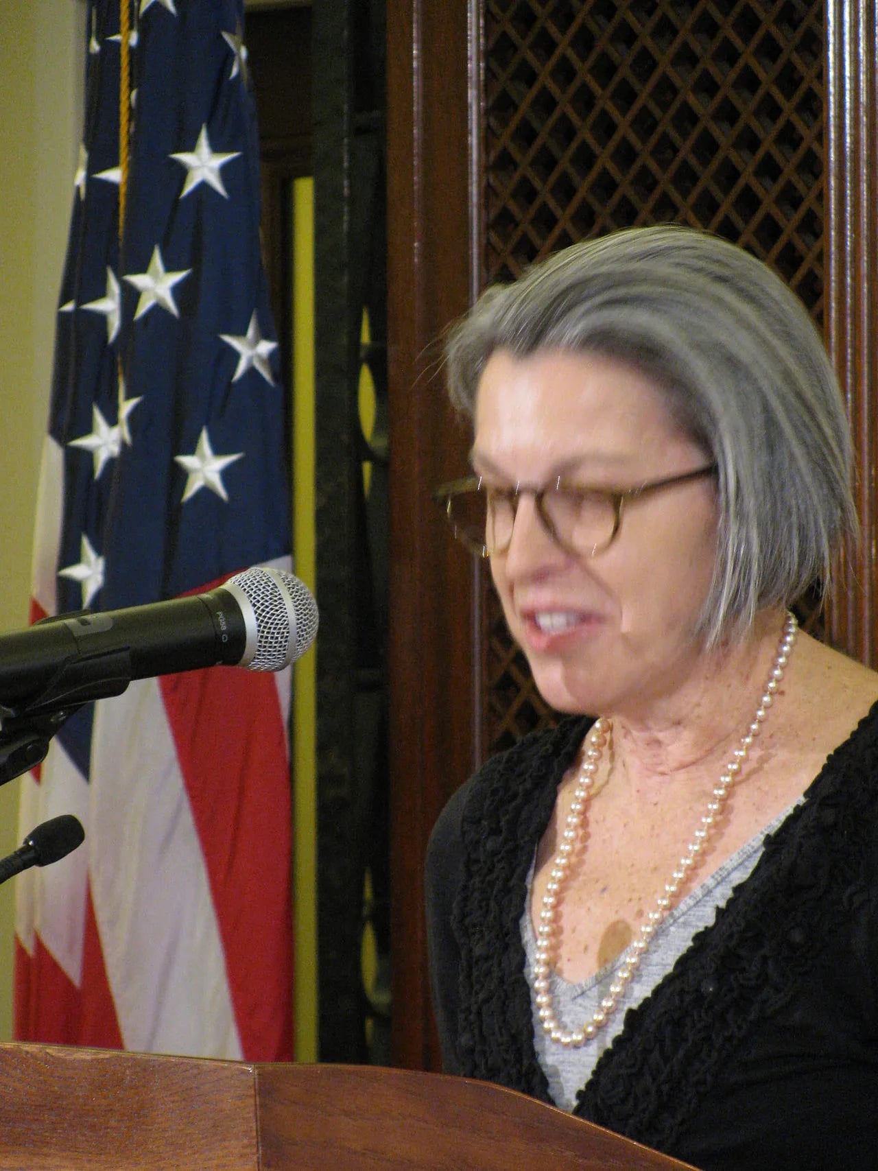 Portrait of Claudia Emerson (1957–2014) – memorial page