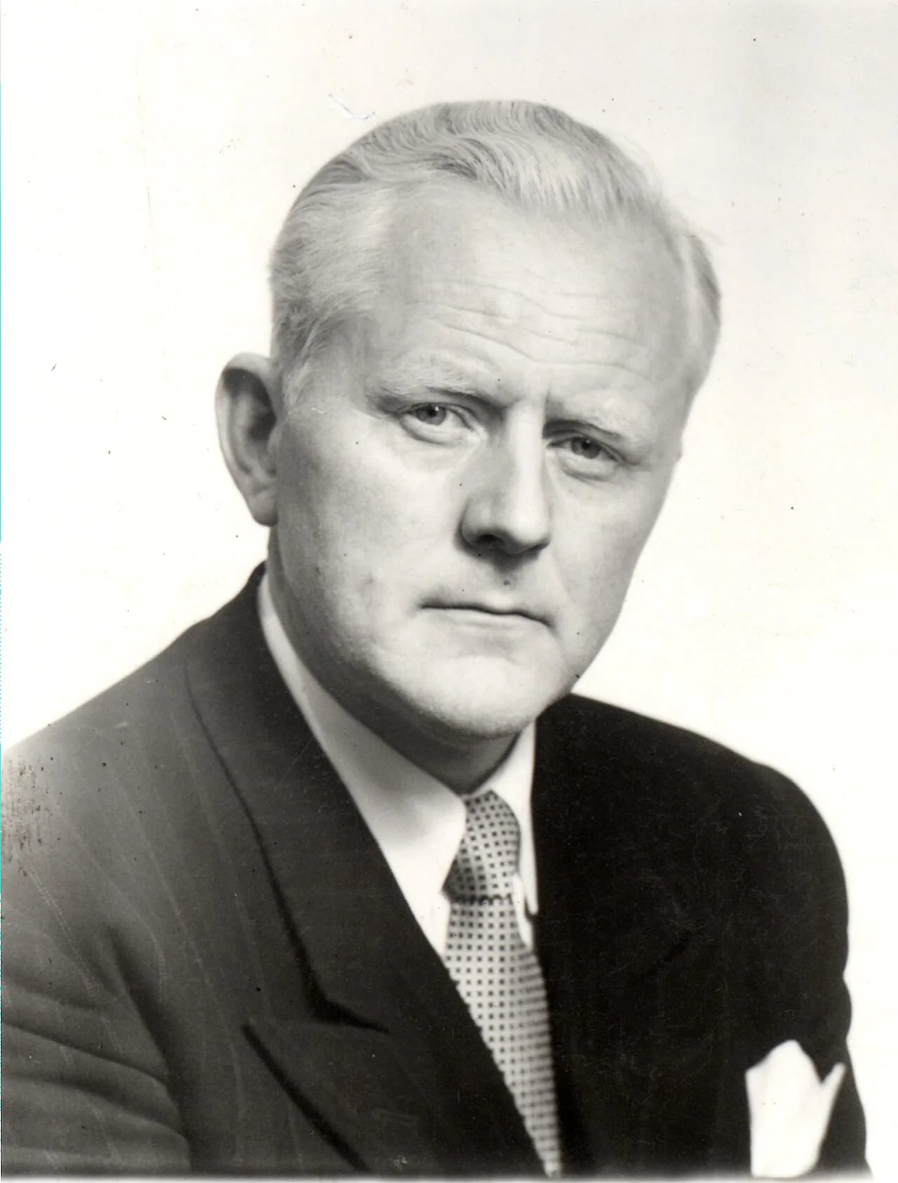 Porträt von Claus Marius Neergaard (1911–1990) – Gedenkseite