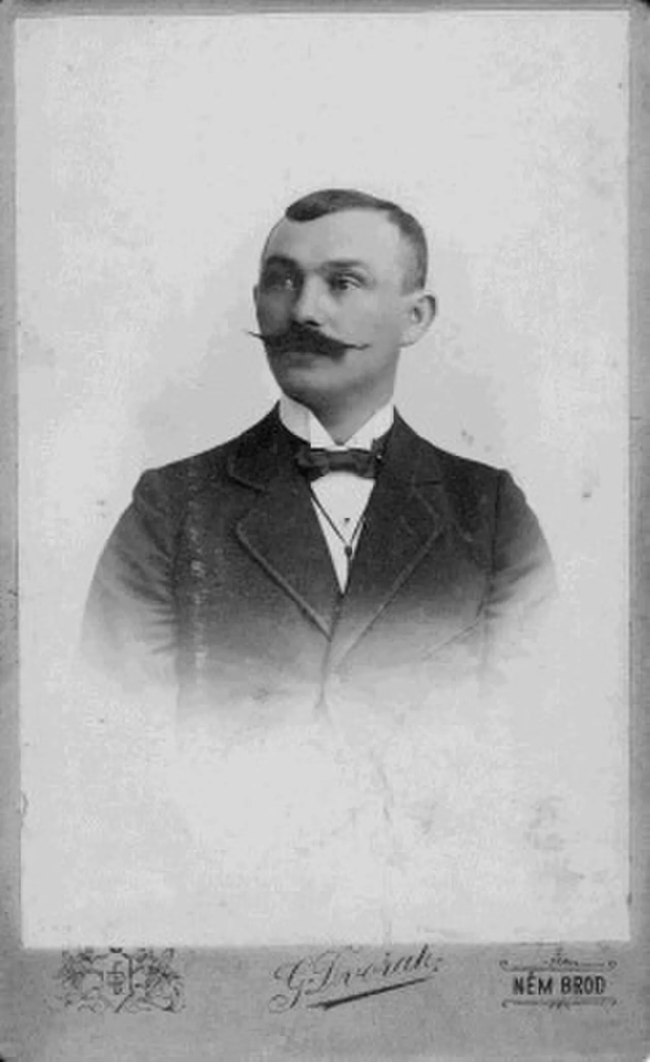 Porträt von Jaroslav Choltický (1869–1955) – Gedenkseite