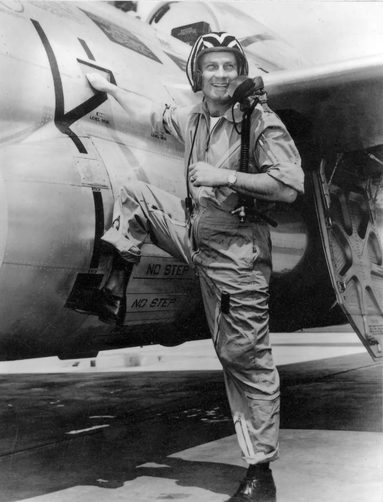 Porträt von Clinton D. "Casey" Vincent (1914–1955) – Gedenkseite
