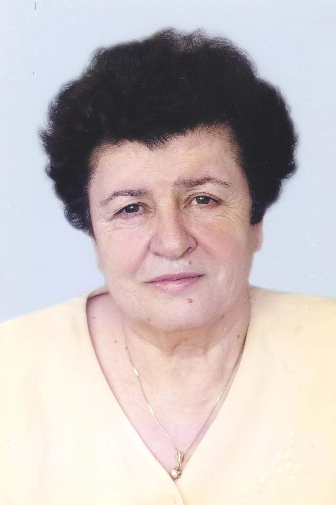 Portrait of Larisa Mnatsakanyan (1937–2018) – memorial page