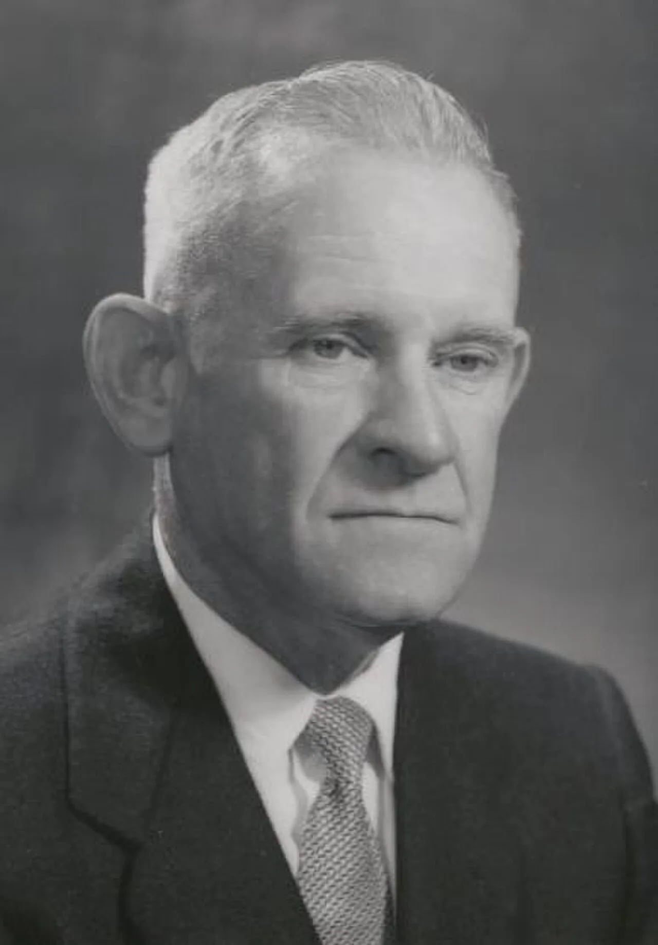 Porträt von Colin McKellar (1903–1970) – Gedenkseite