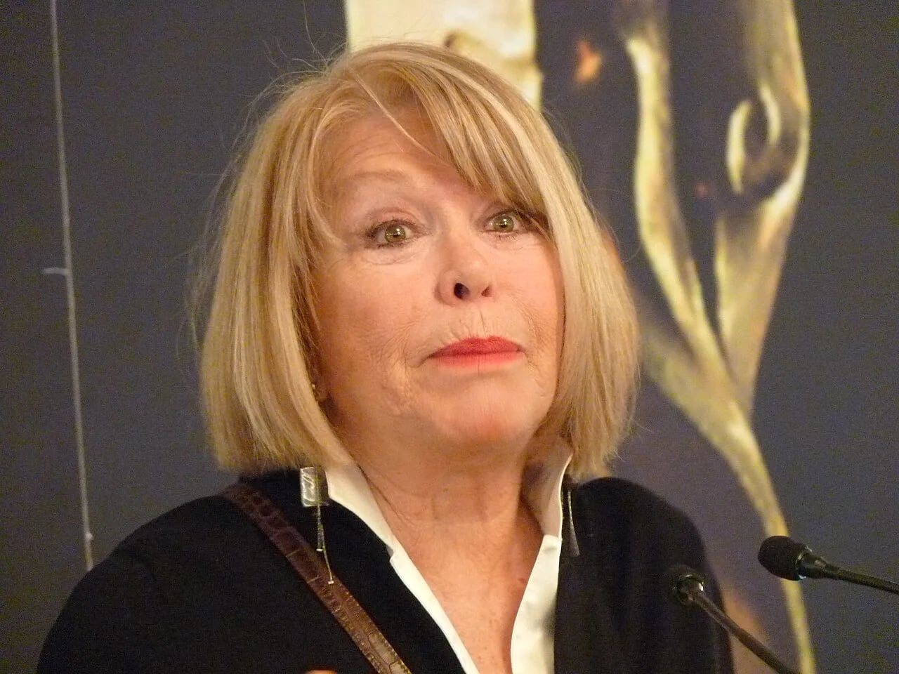 Porträt von Teresa Gimpera (1936–2024) – Gedenkseite