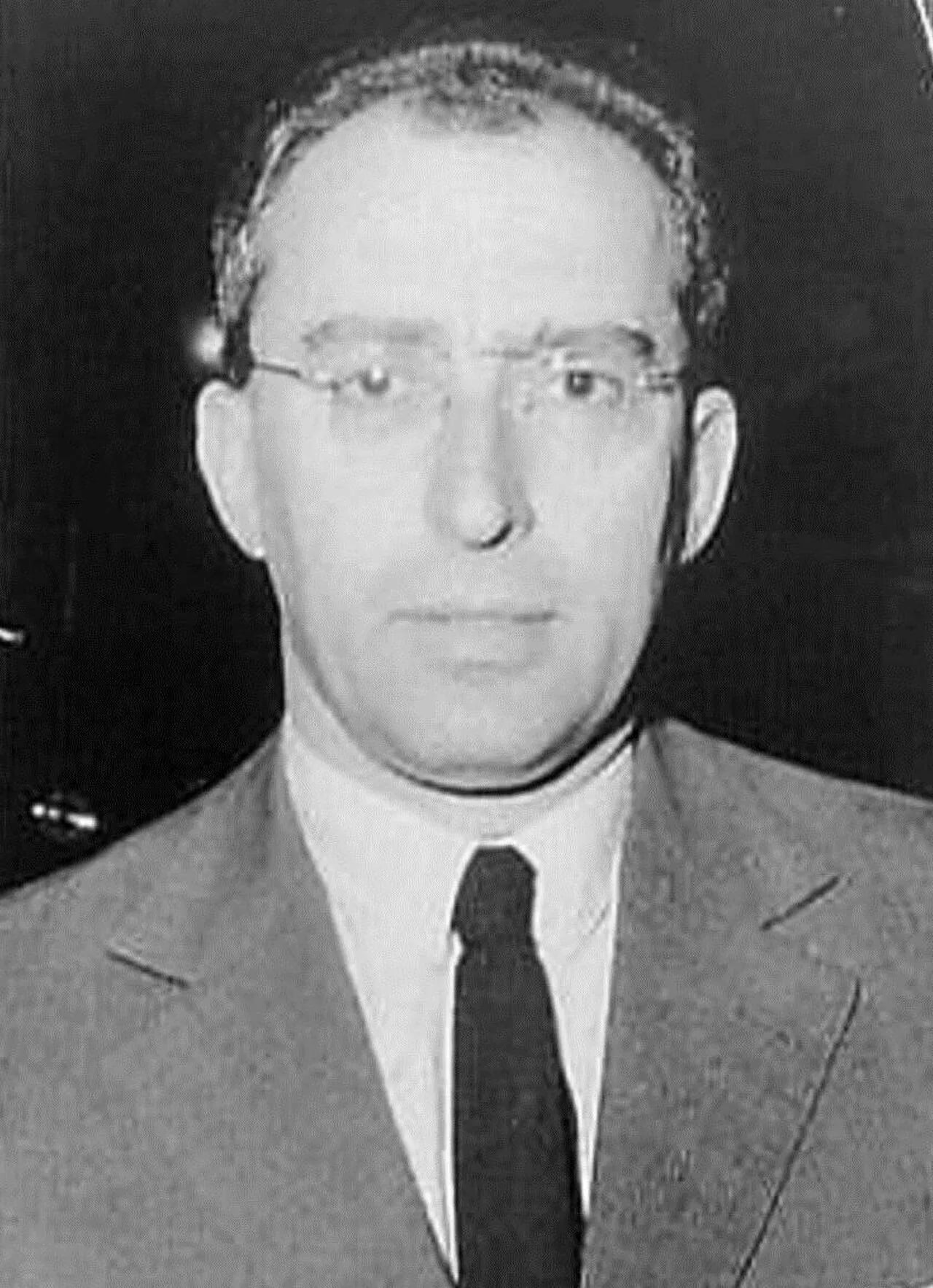 Portrait of Marko Nikezić (1921–1991) – memorial page
