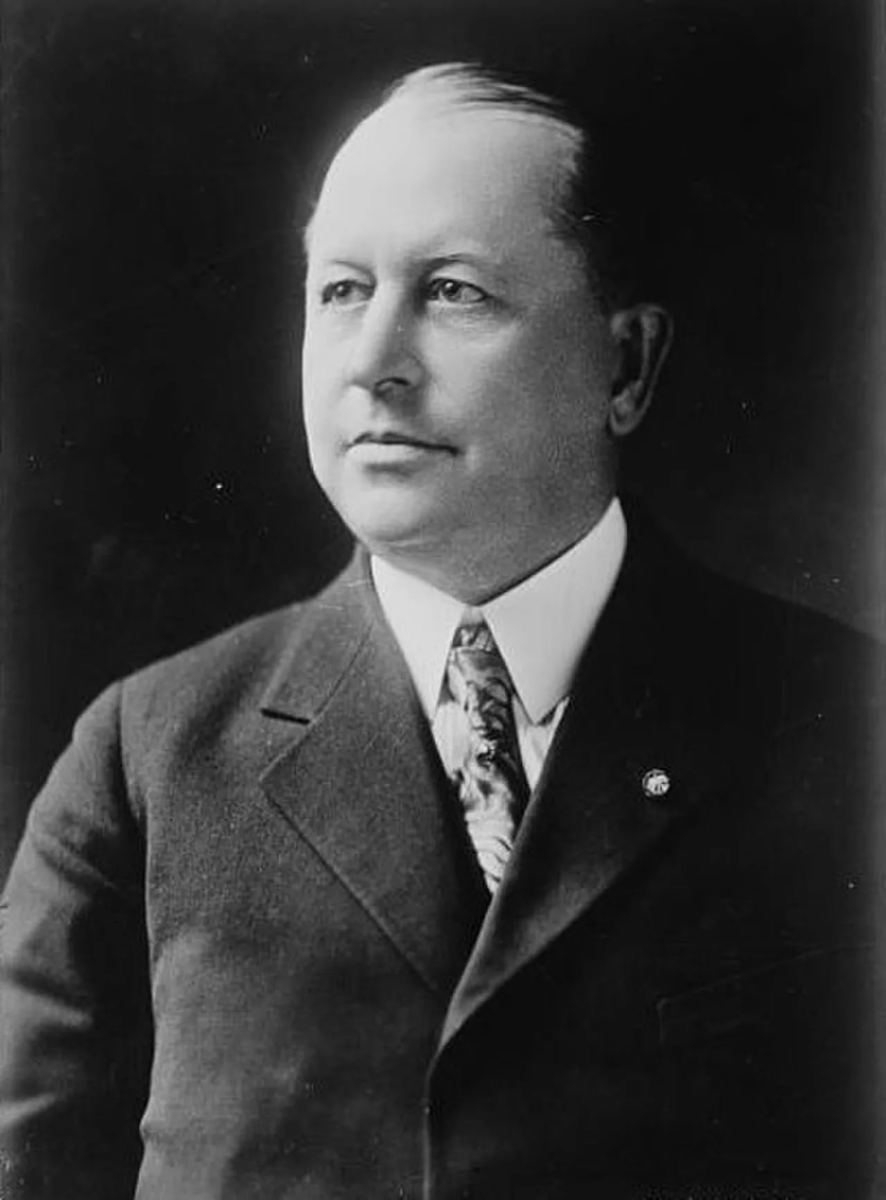 Portrait of Frank E. Guernsey (1866–1927) – memorial page