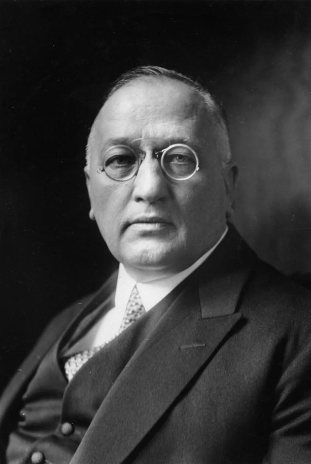 Porträt von Anton Korošec (1872–1940) – Gedenkseite