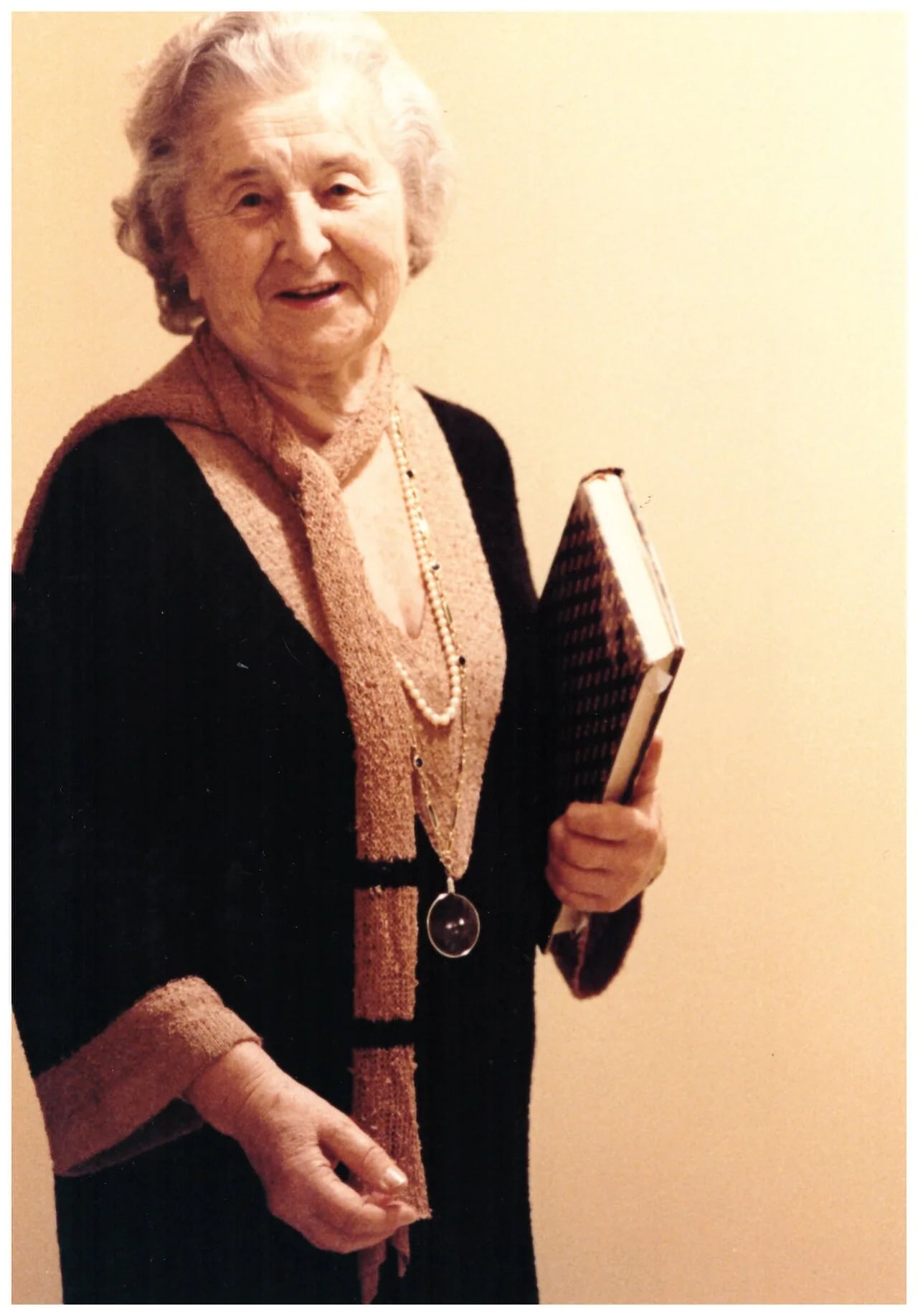 Porträt von Irène Aïtoff (1904–2006) – Gedenkseite