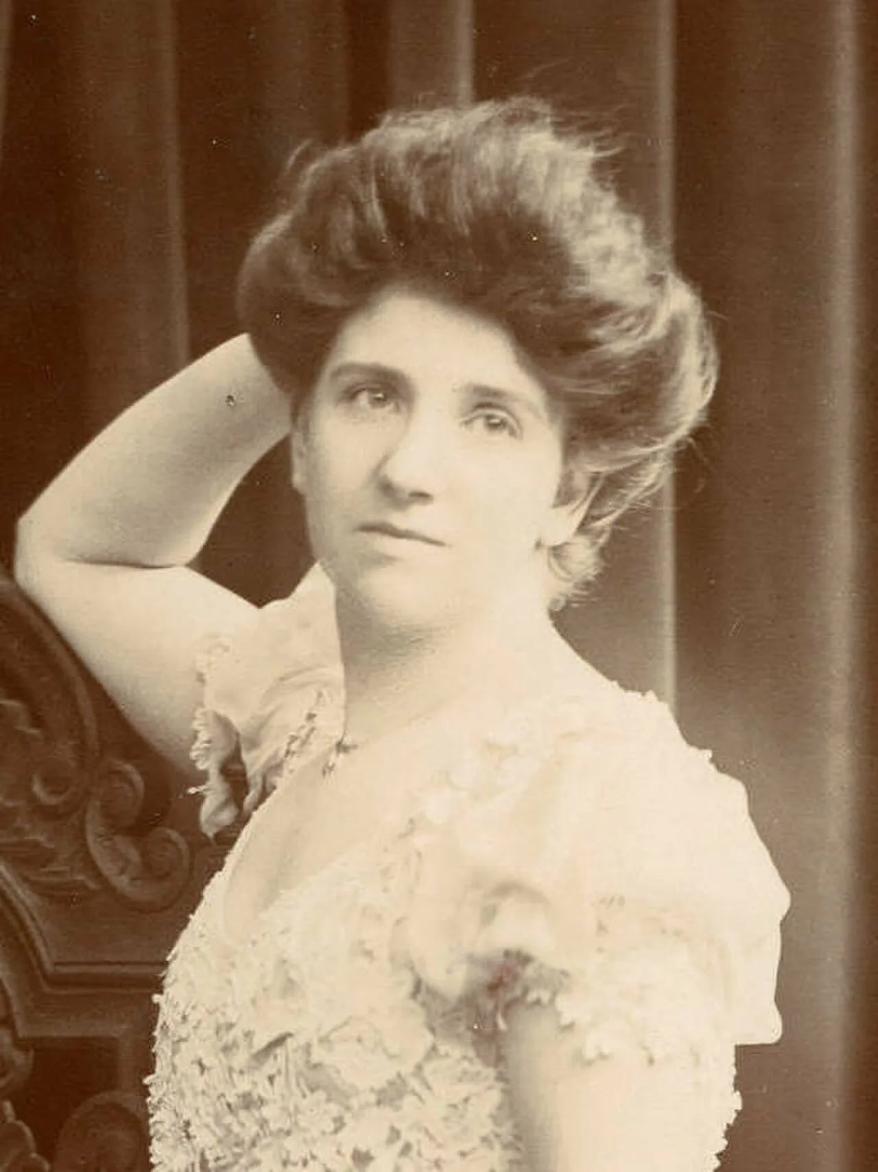 Porträt von Josephine Lovett (1877–1958) – Gedenkseite
