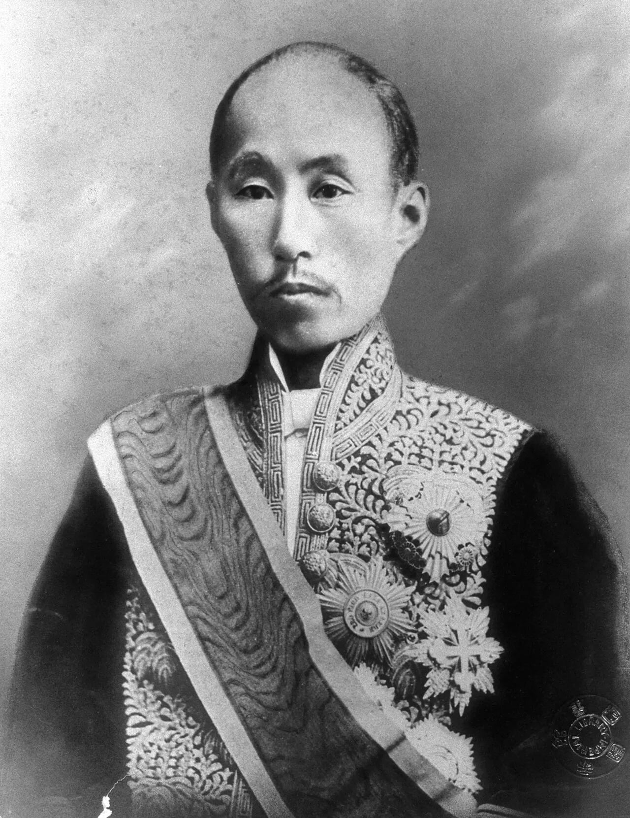 Portrait of Sanjō Sanetomi (1837–1891) – memorial page