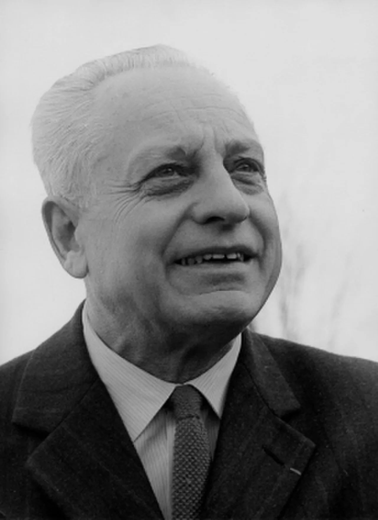 Portrait of André Amellér (1912–1990) – memorial page