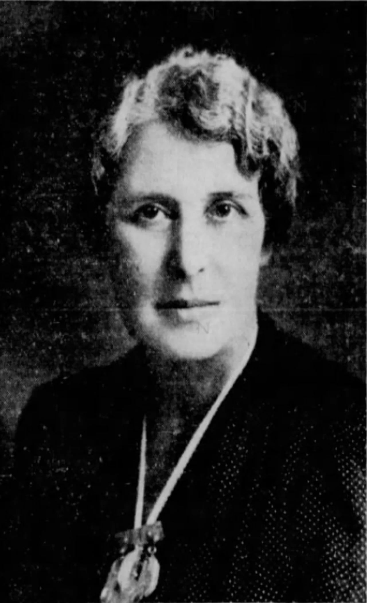 Portrait of Cora Taylor Casselman (1888–1964) – memorial page