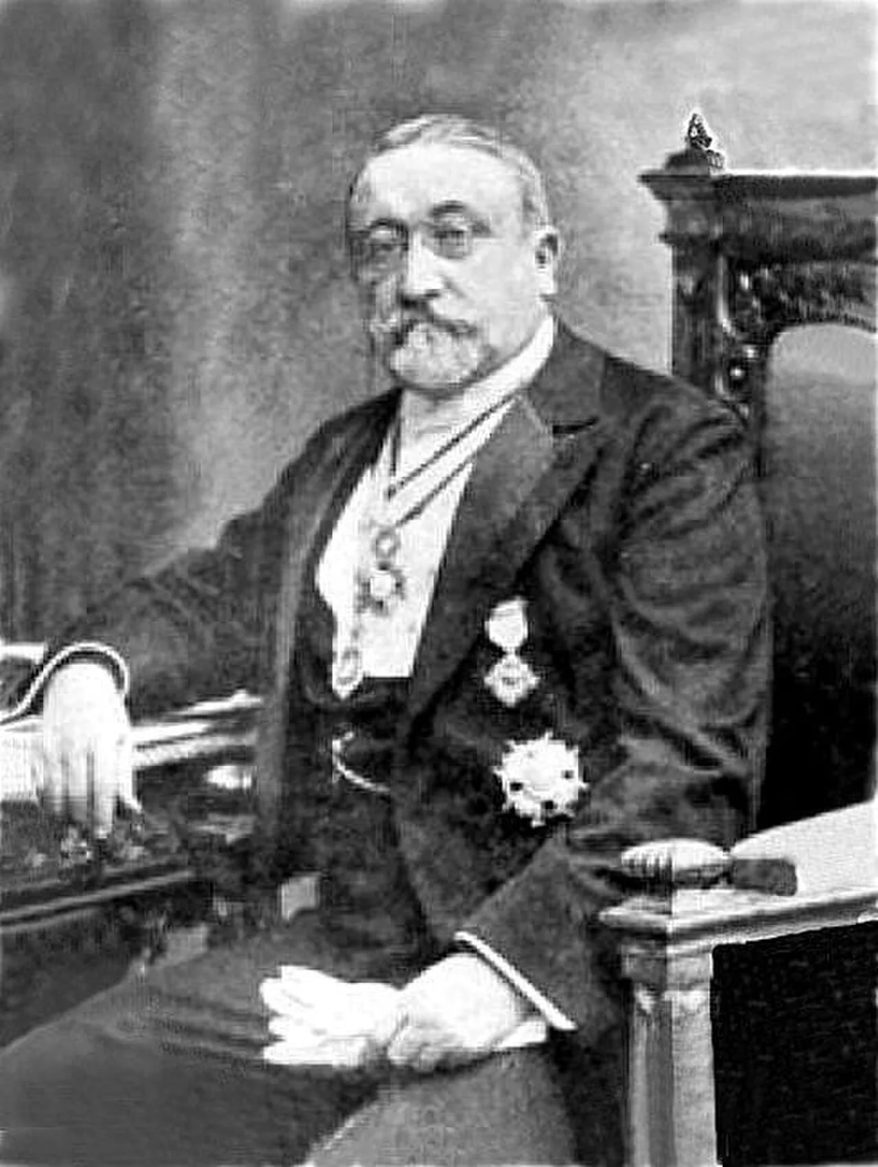 Porträt von Josep Domènech i Estapà (1858–1917) – Gedenkseite
