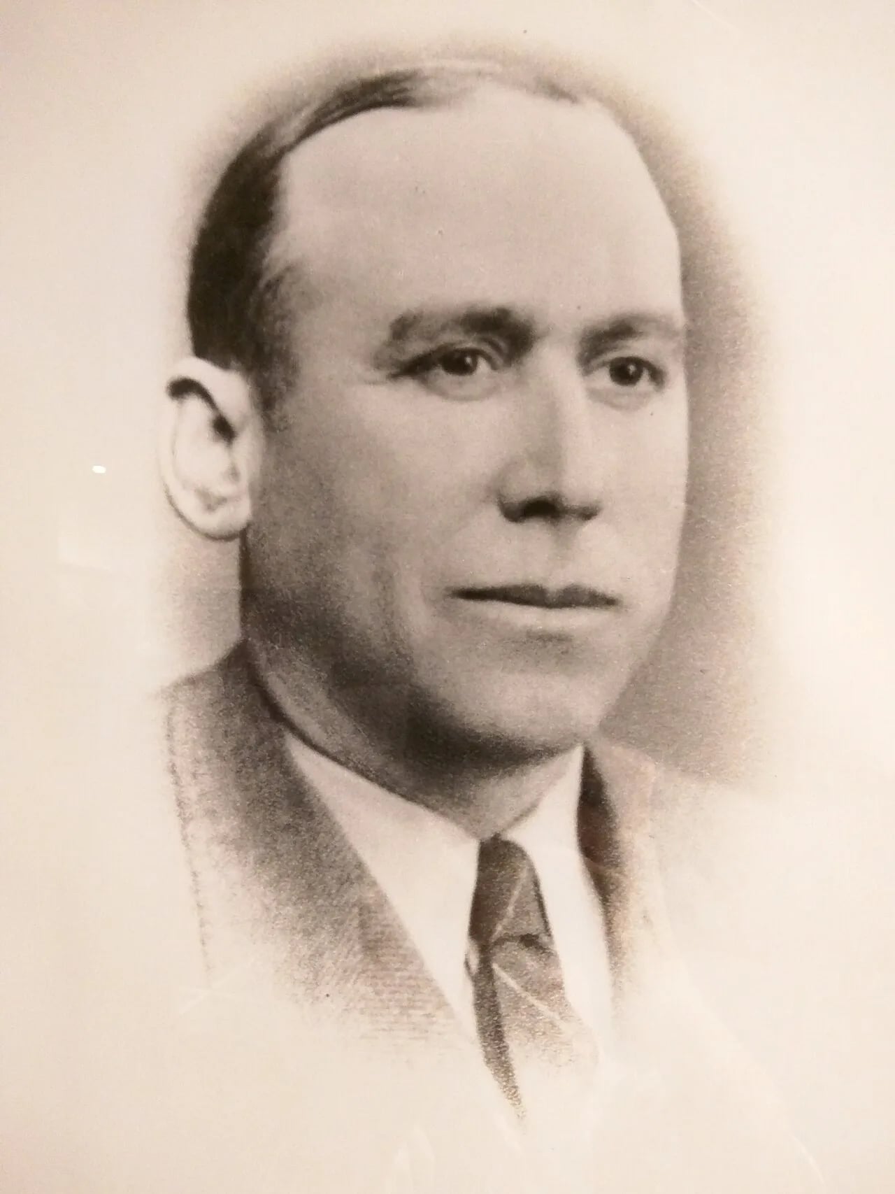 Portrait of Afonso Claro Ramos Reynaud (1895–1961) – memorial page