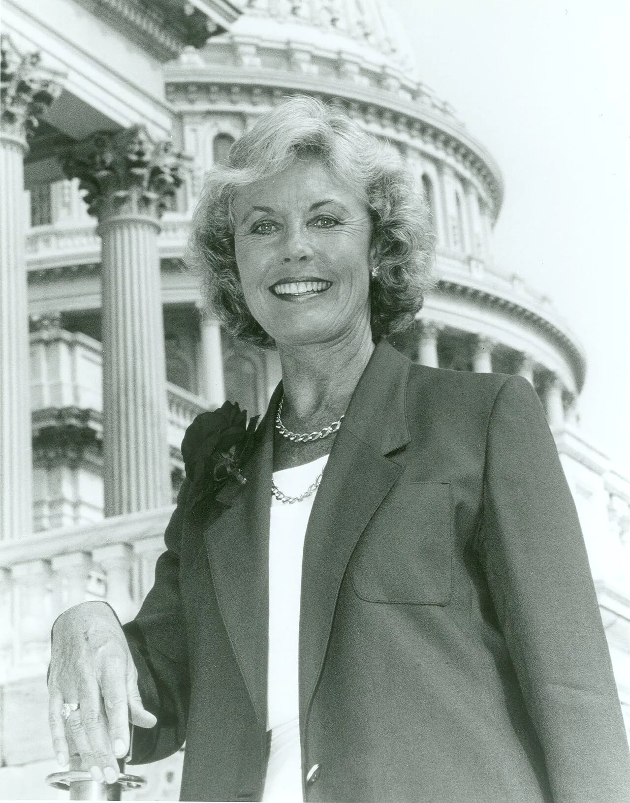 Portrait of Jennifer Dunn (1941–2007) – memorial page