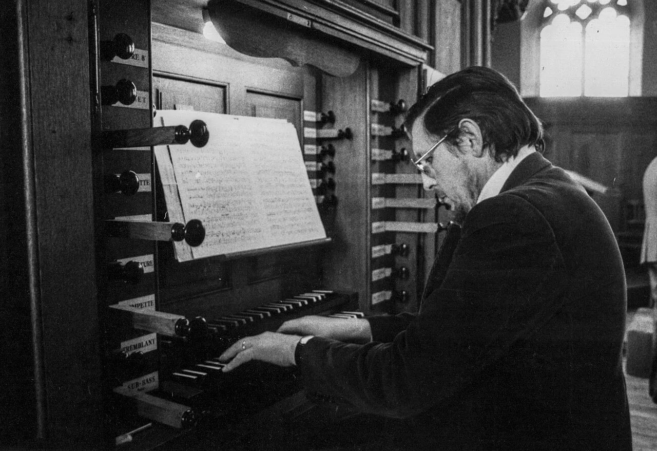 Portrait of André Isoir (1935–2016) – memorial page