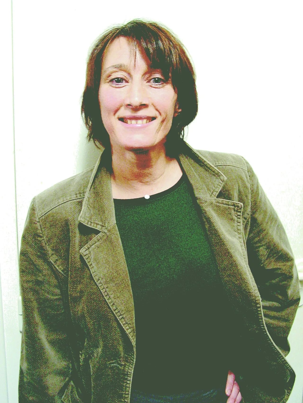 Portrait of Jacqueline Chevé (1961–2010) – memorial page