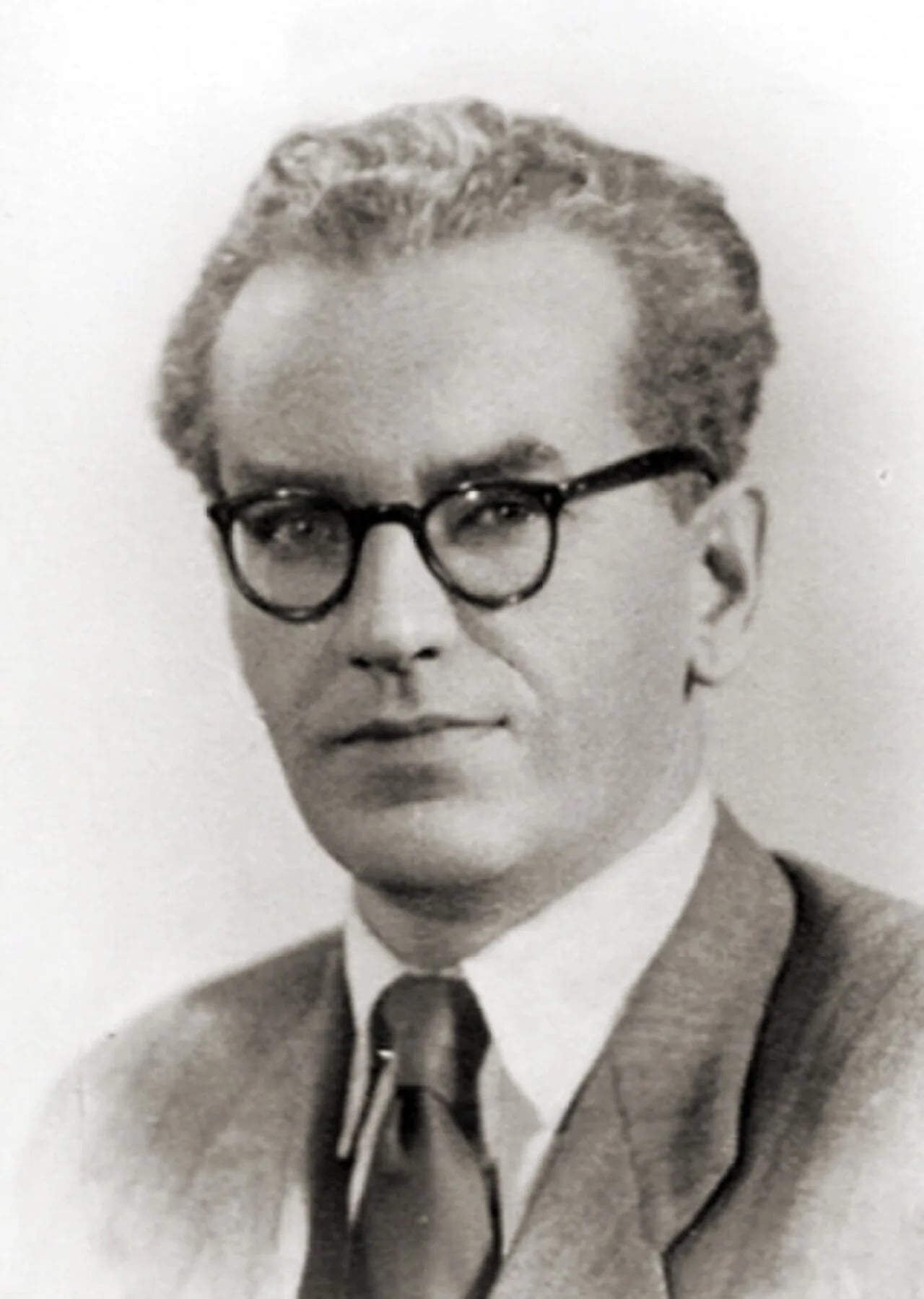 Portrait of Czesław Bobrowski (1904–1996) – memorial page