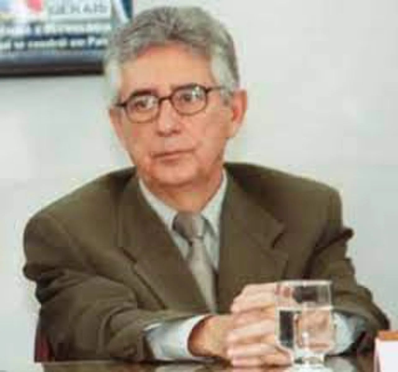 Portrait of Célio de Castro (1932–2008) – memorial page