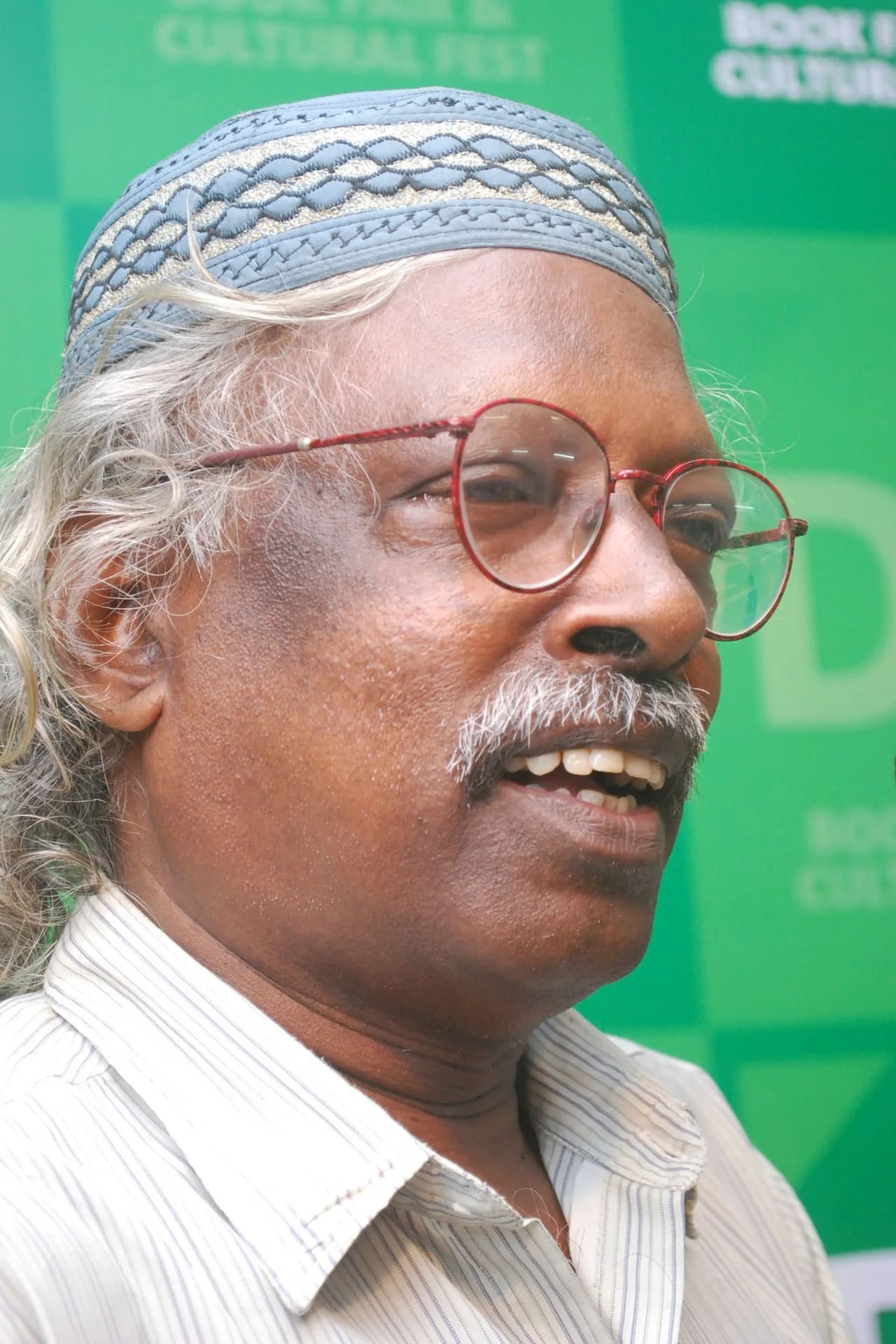 Porträt von D. Vinayachandran (1946–2013) – Gedenkseite