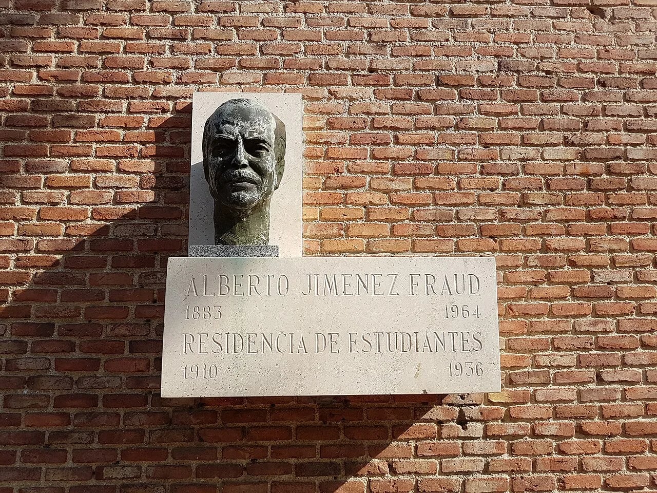 Portrait of Alberto Jiménez Fraud (1883–1964) – memorial page