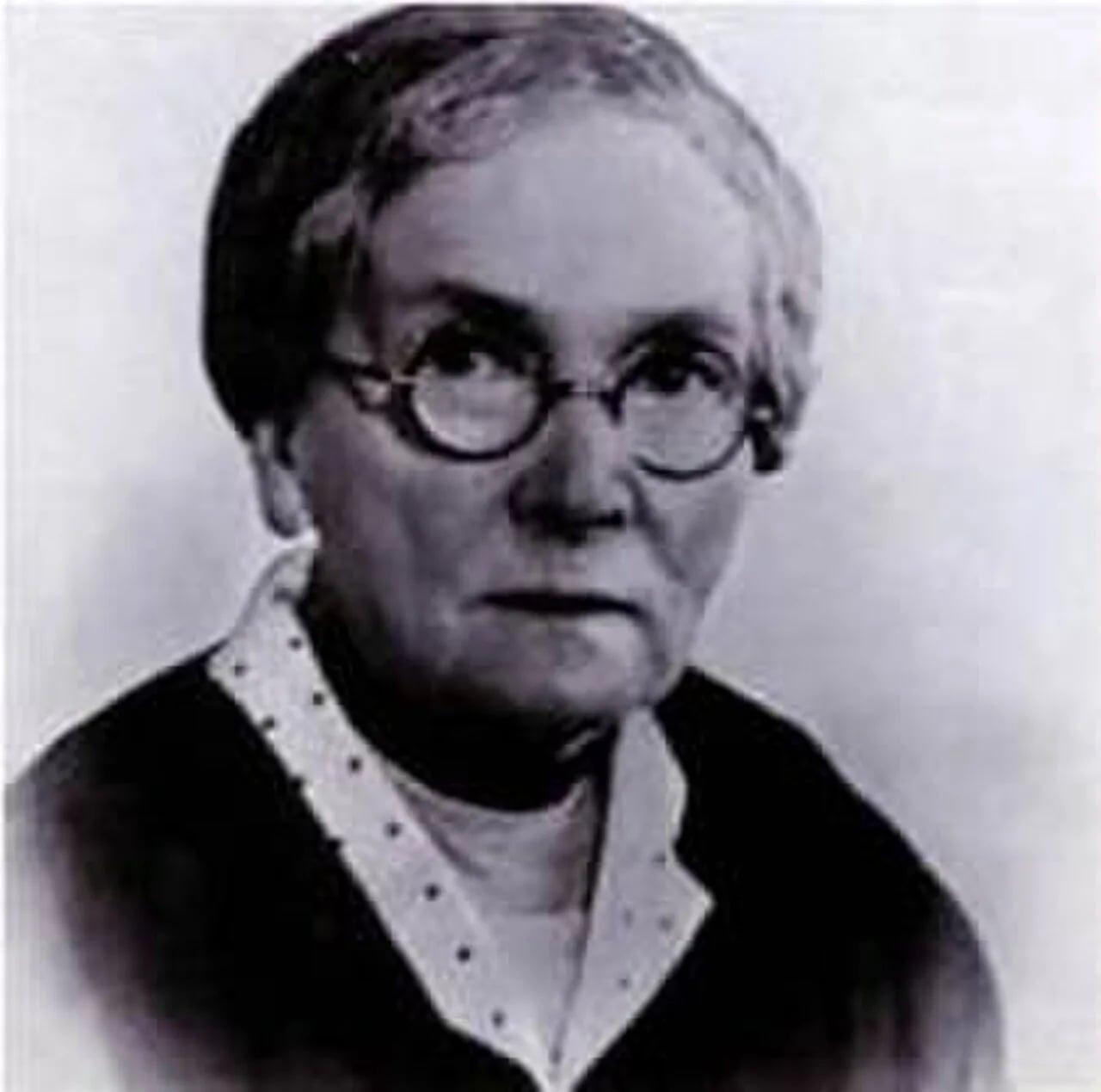 Porträt von Pauline Krone (1859–1945) – Gedenkseite