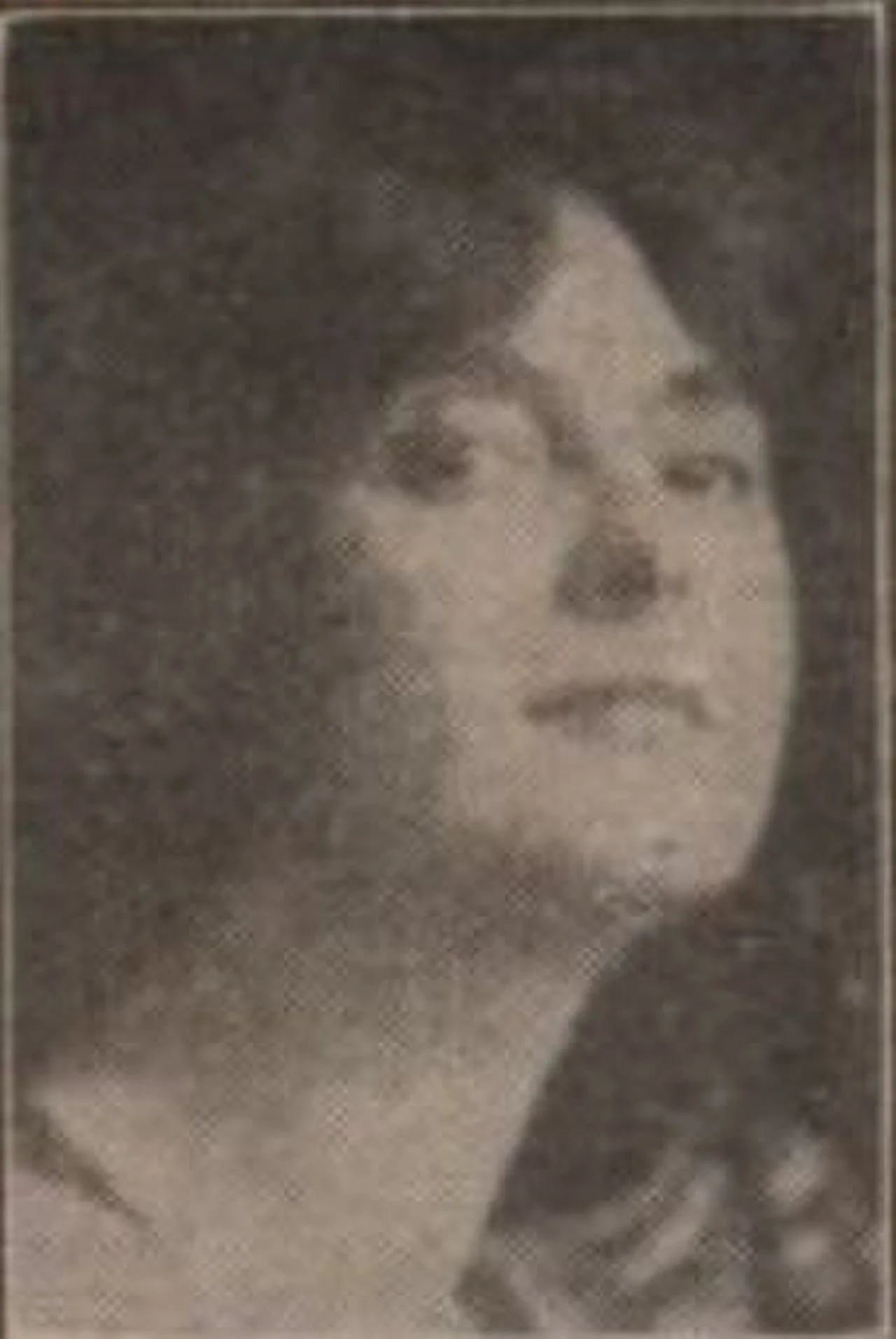 Portrait of Daisy Kennedy (1893–1981) – memorial page