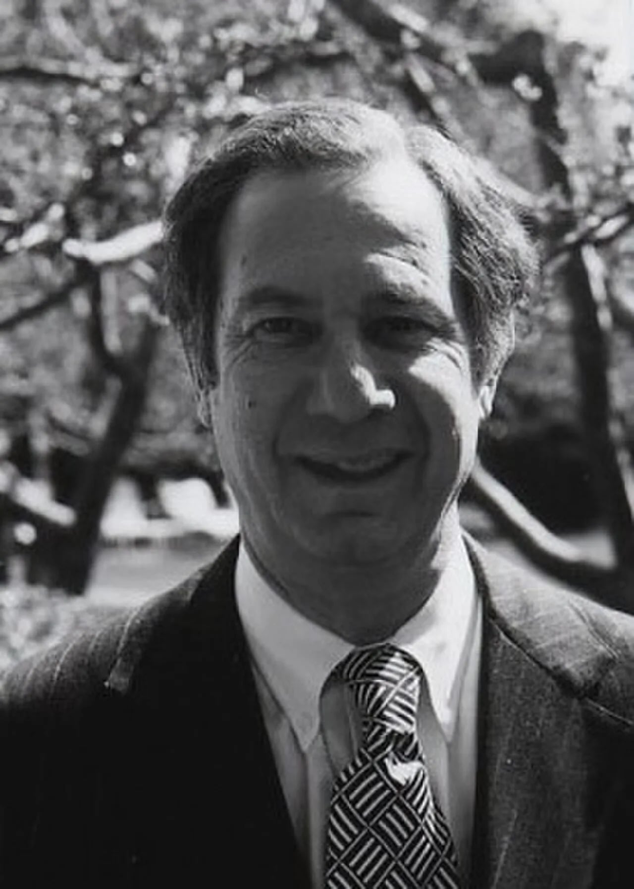 Portrait of Murray Weidenbaum (1927–2014) – memorial page