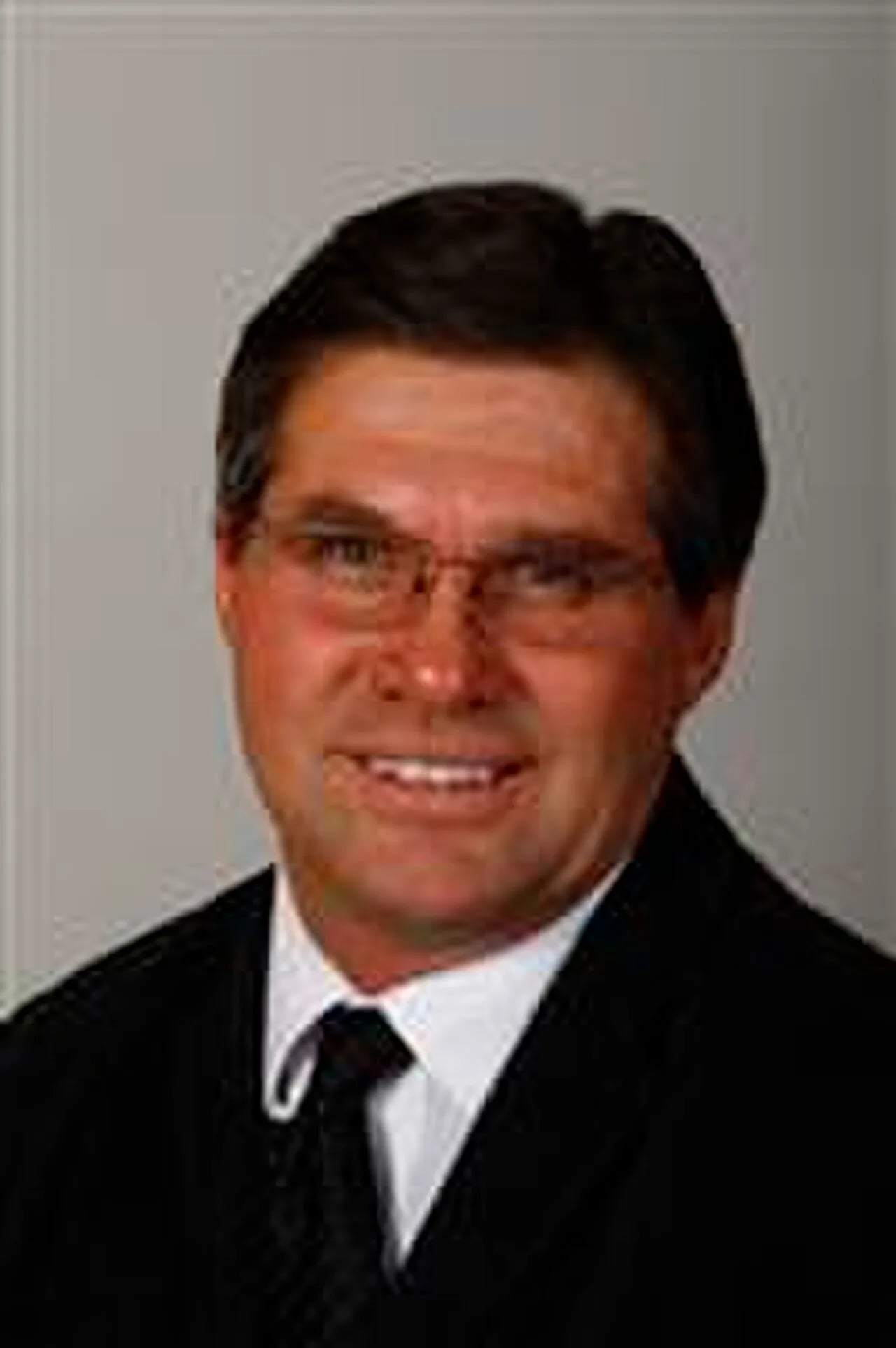 Portrait of Dan Muhlbauer (1958–2020) – memorial page