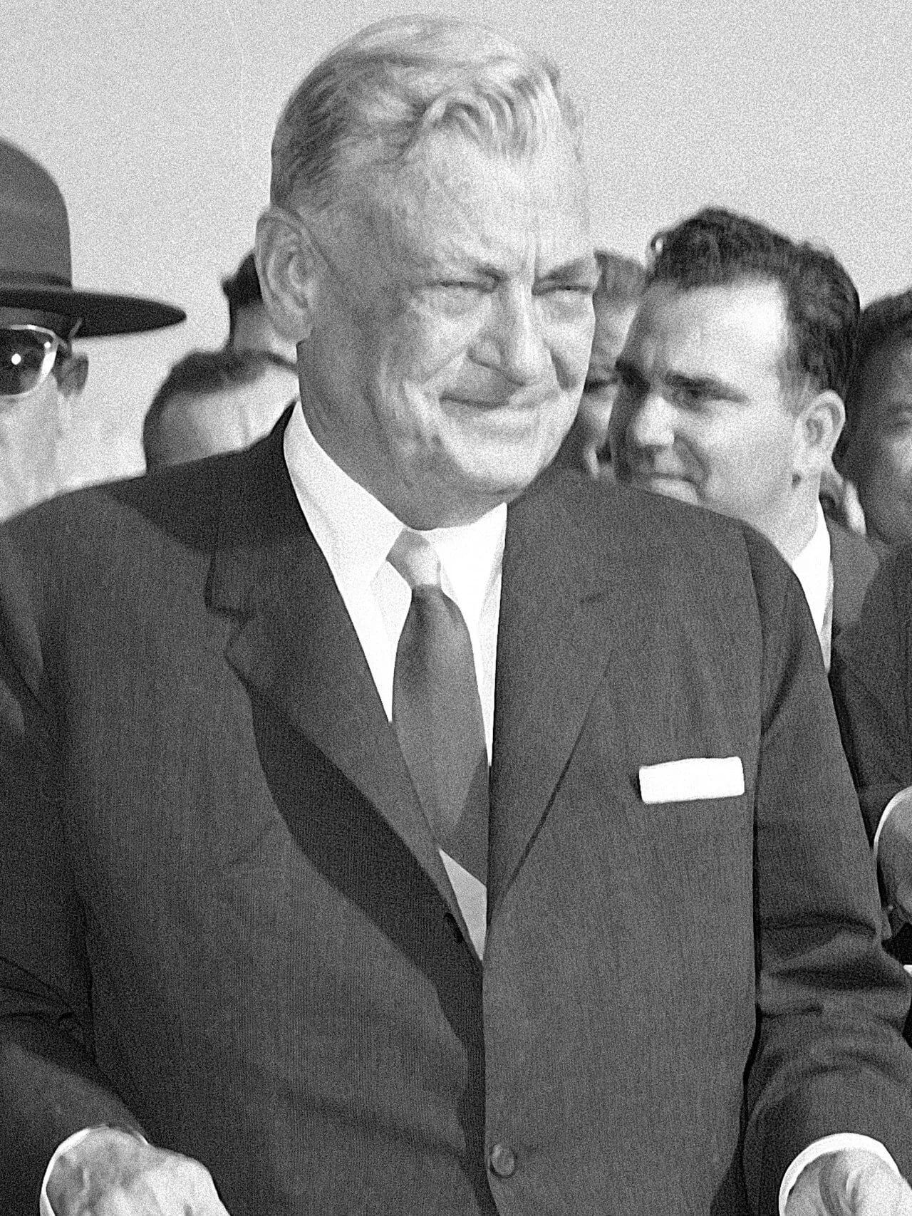 Portrait of Dan Ryan, Jr. (1894–1961) – memorial page