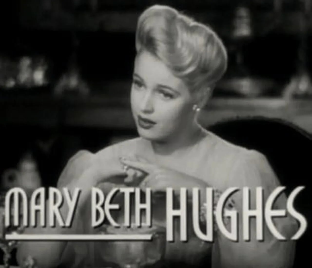 Portrait of Mary Beth Hughes (1919–1995) – memorial page