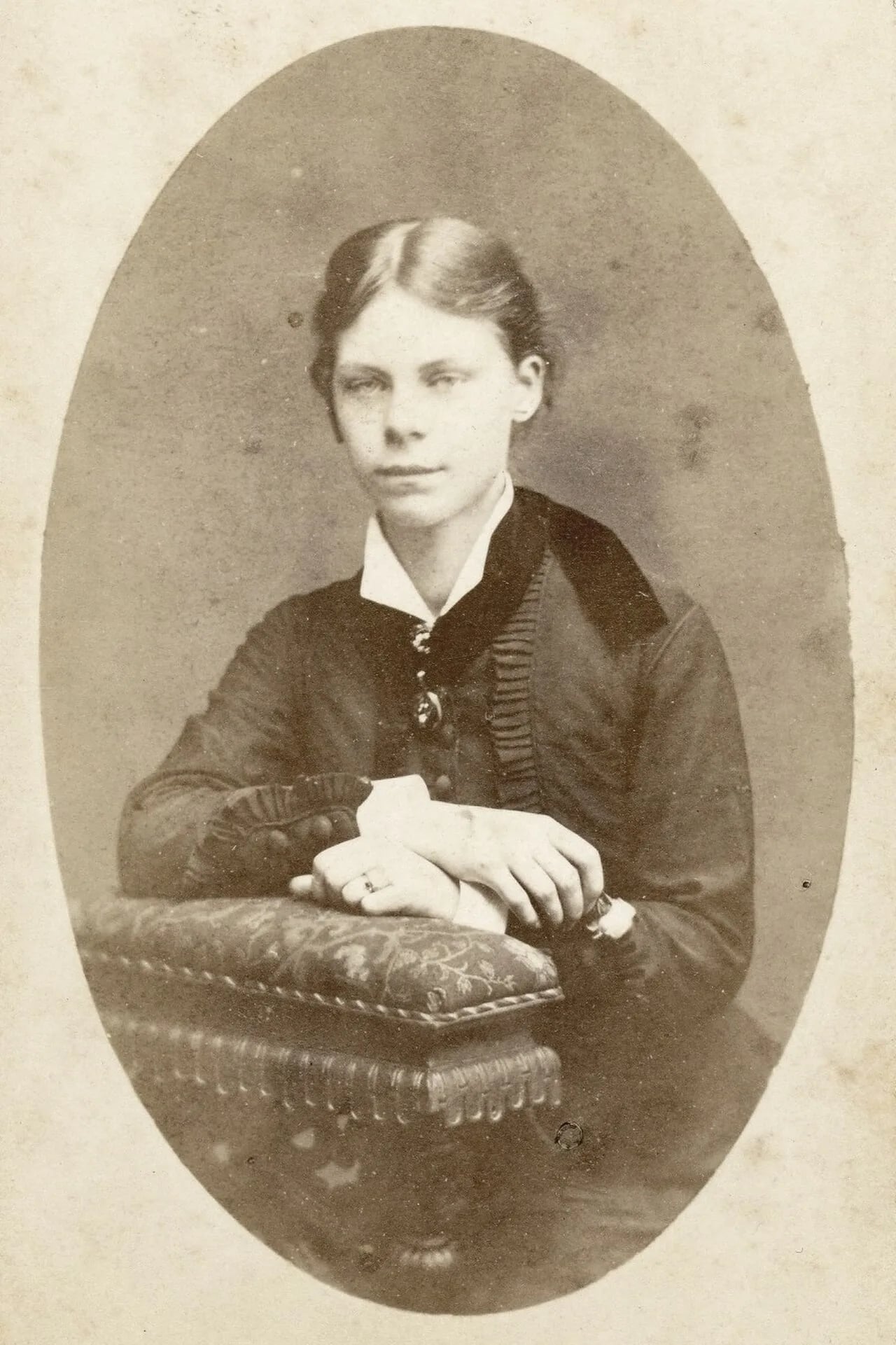 Portrait of Effie Hegermann-Lindencrone (1860–1945) – memorial page