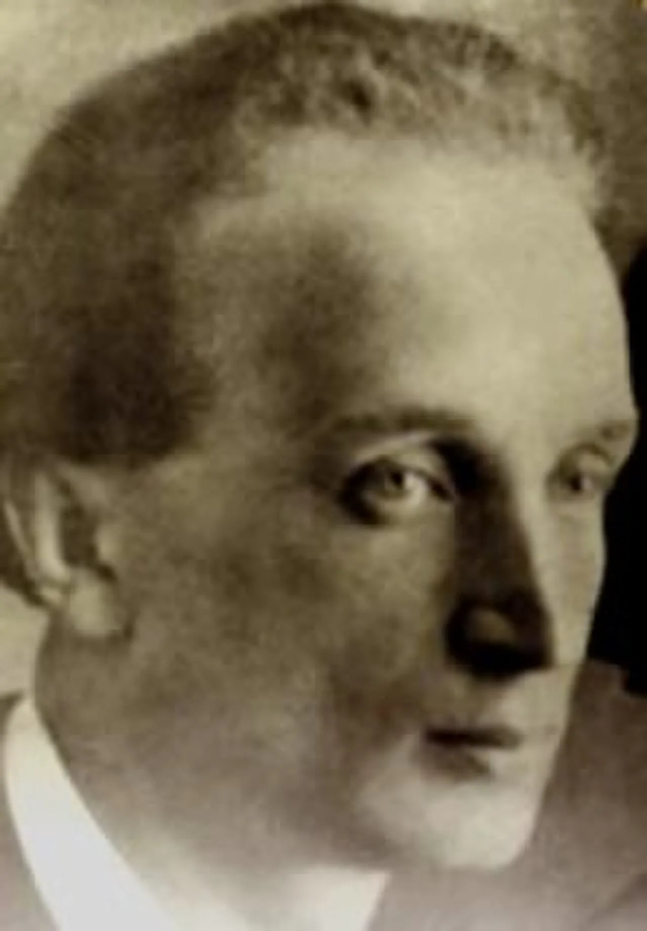 Portrait of Leon Weissberg (1895–1943) – memorial page