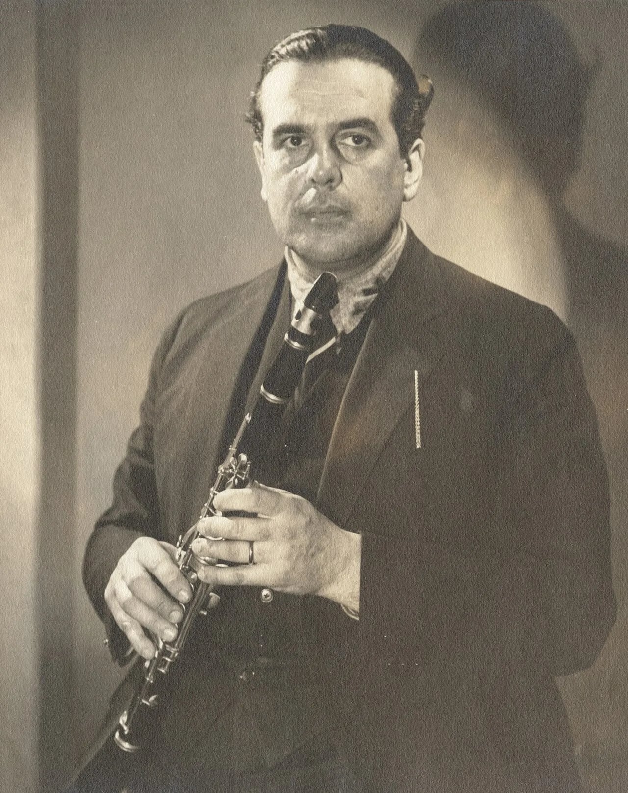 Portrait of Daniel Bonade (1896–1976) – memorial page