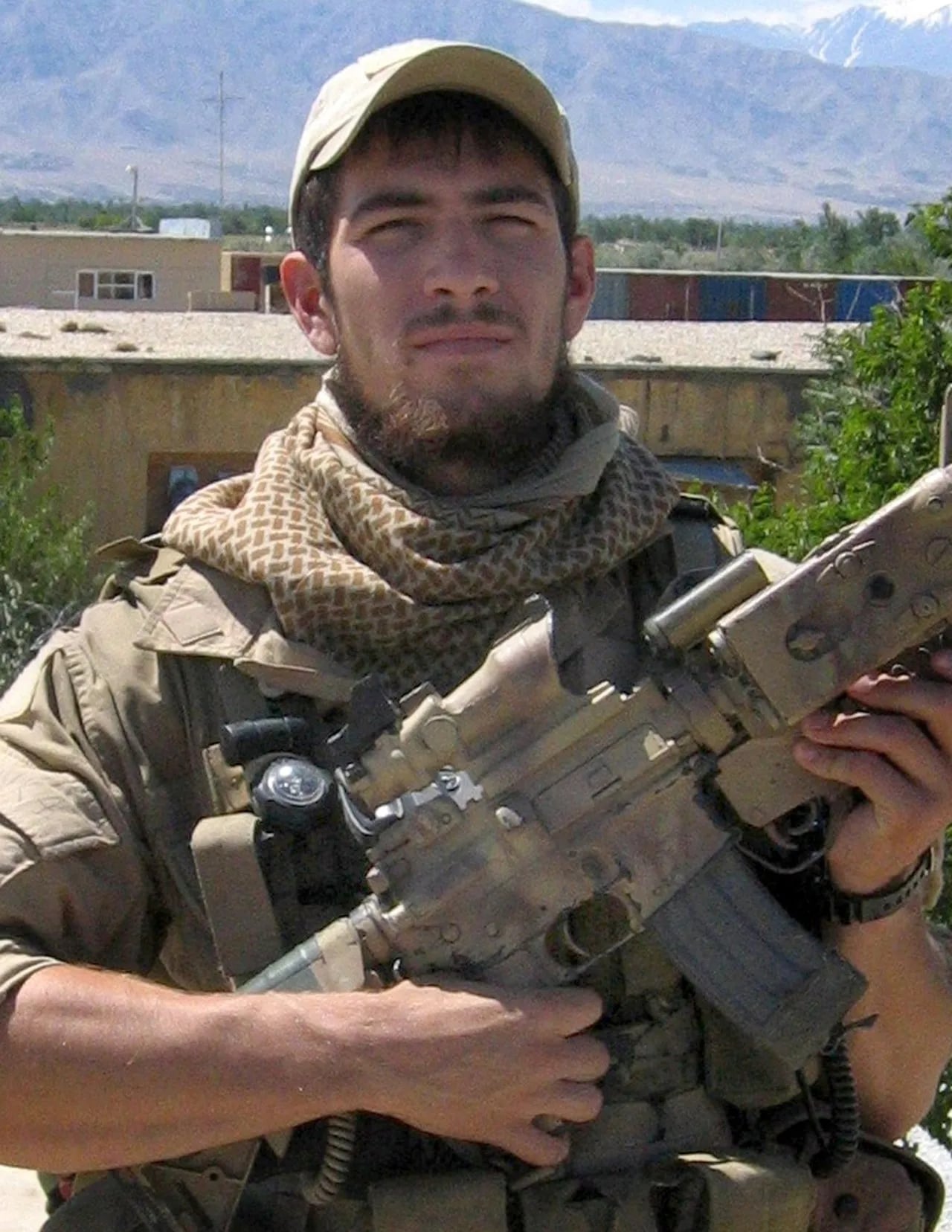 Portrait of Danny Dietz (1980–2005) – memorial page