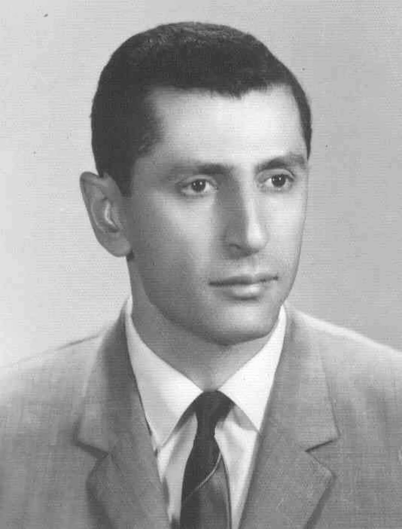 Porträt von Dariush Safvat (1928–2013) – Gedenkseite