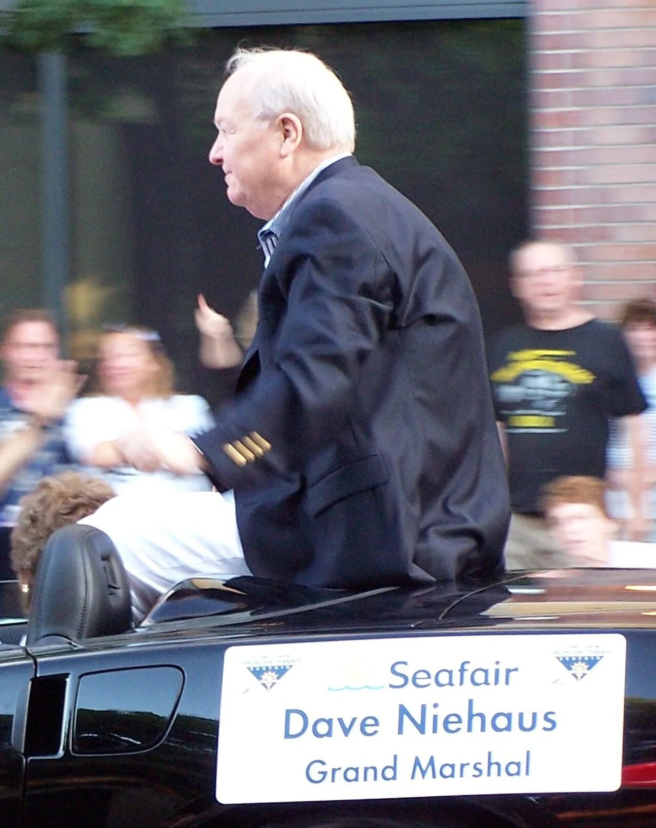Portrait of Dave Niehaus (1935–2010) – memorial page