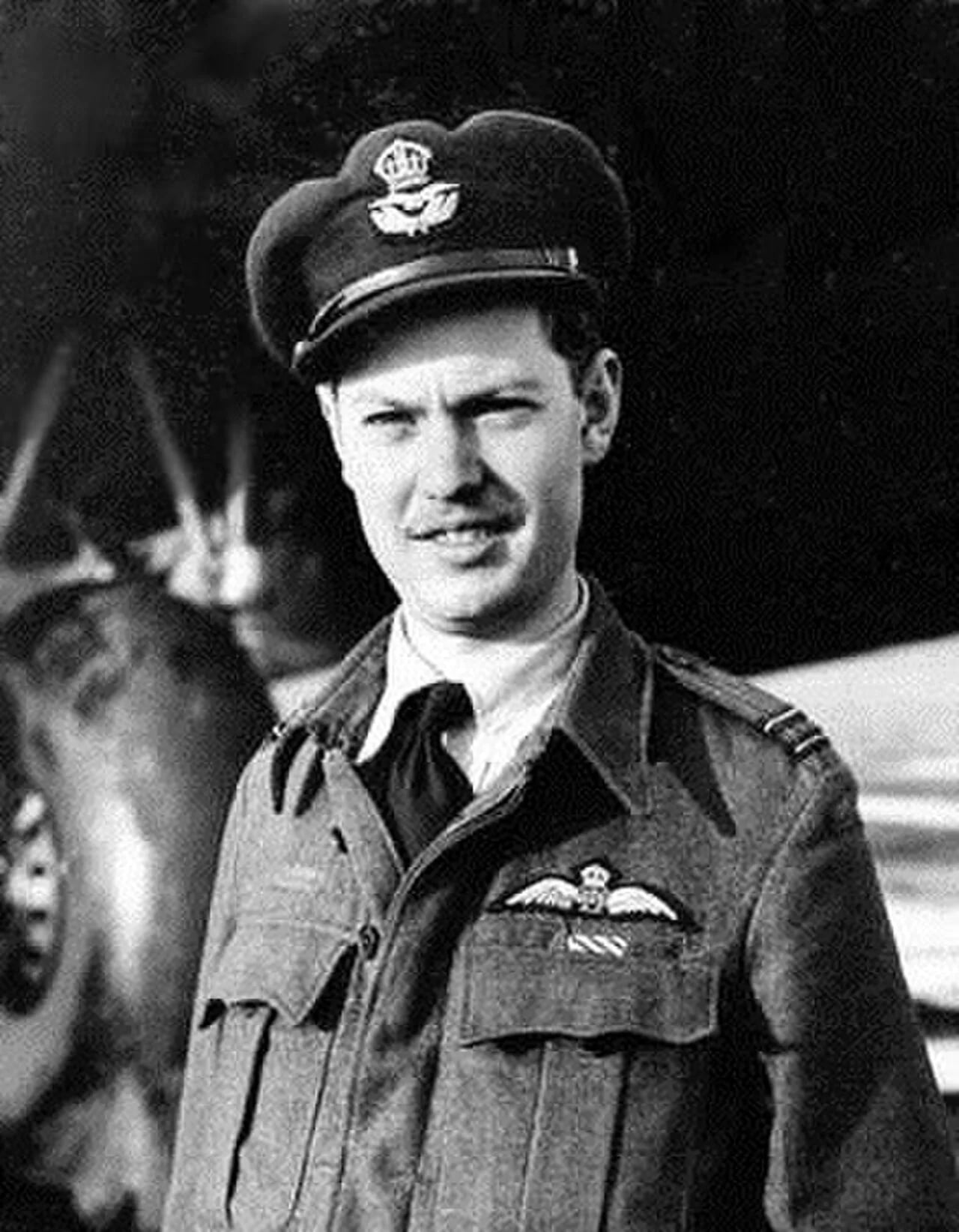 Portrait of Dave Shannon (1922–1993) – memorial page