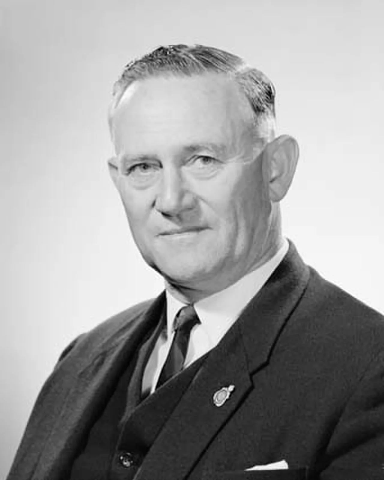Porträt von David Brand (1912–1979) – Gedenkseite
