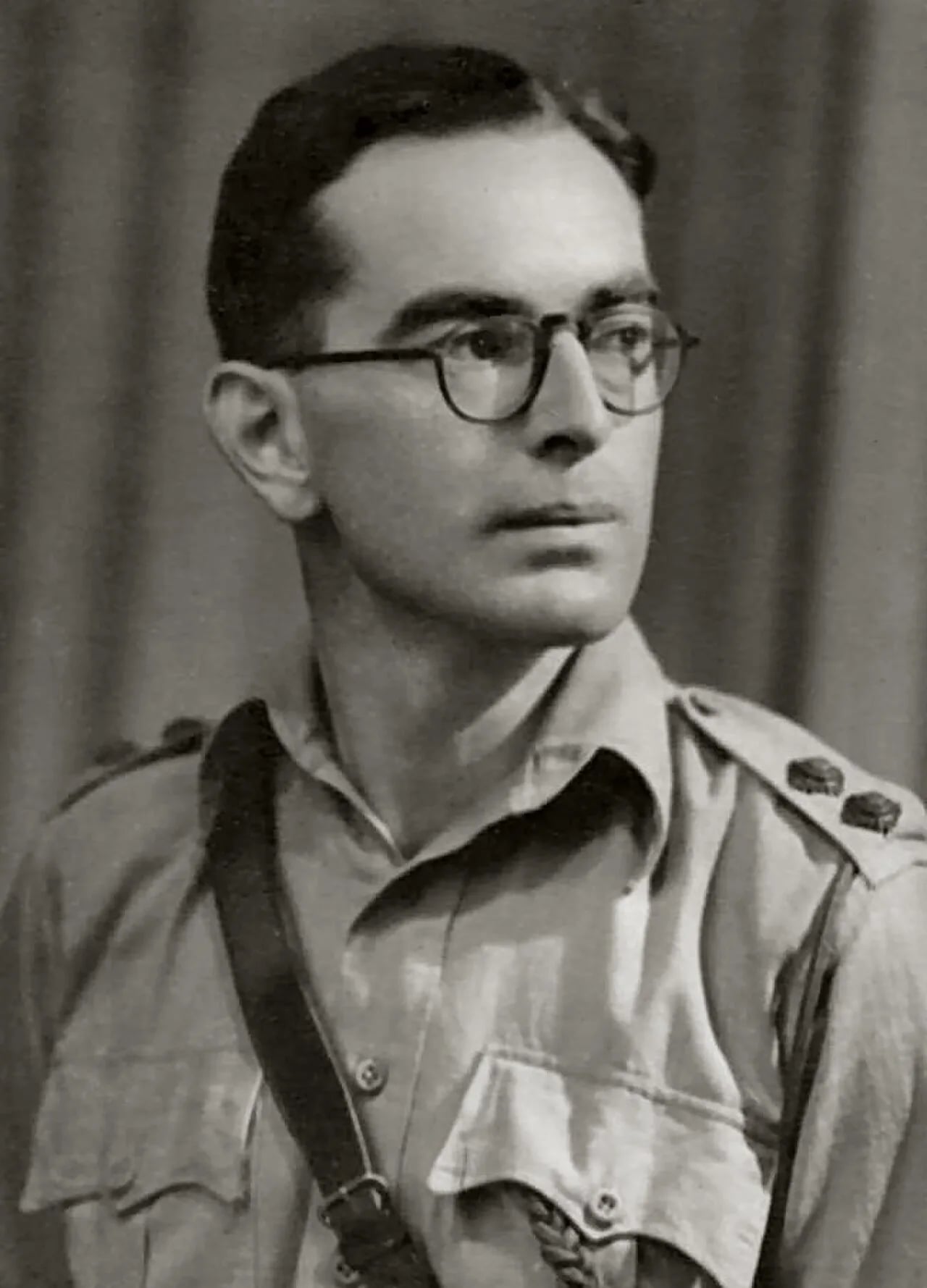 Portrait of David Gordon Hines (1915–2000) – memorial page