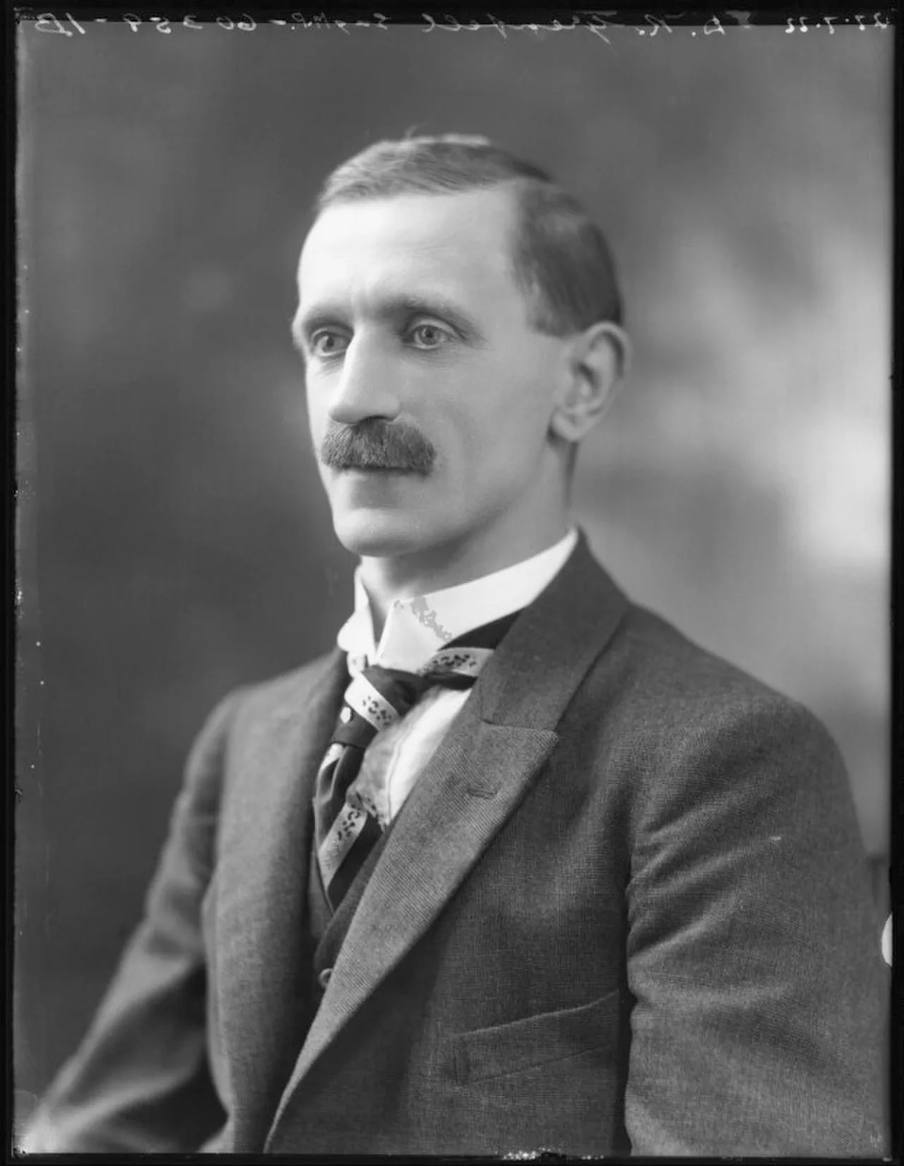 Portrait of David Grenfell (1881–1968) – memorial page
