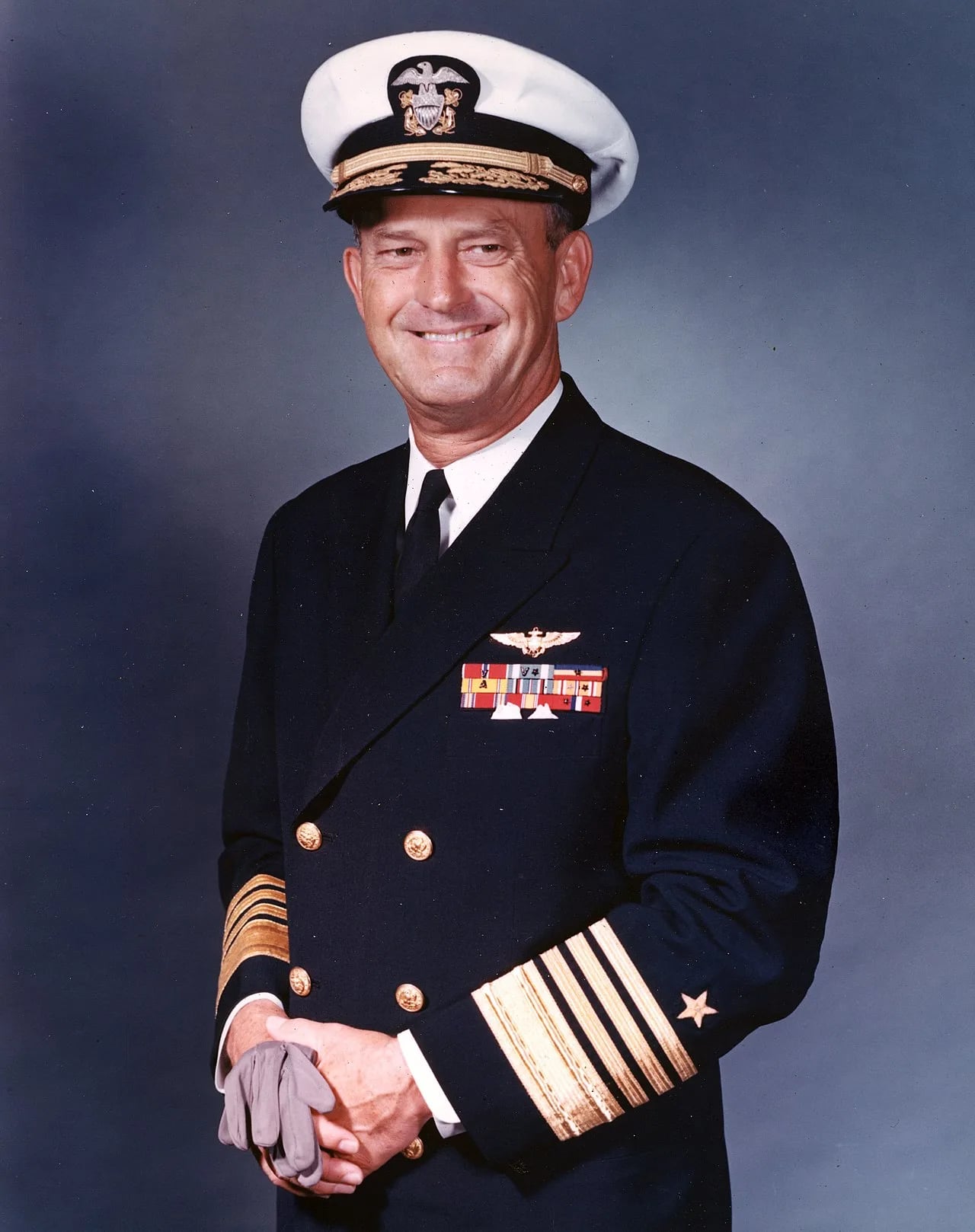 Porträt von David L. McDonald (1906–1997) – Gedenkseite