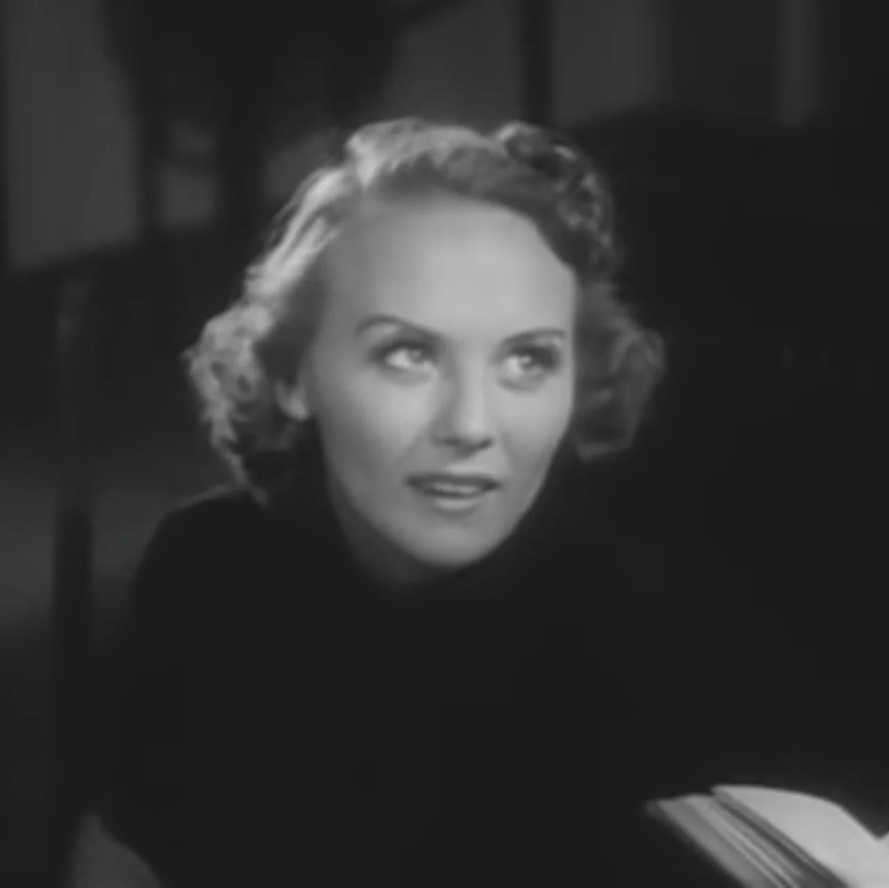 Portrait of Pamela Blake (1915–2009) – memorial page