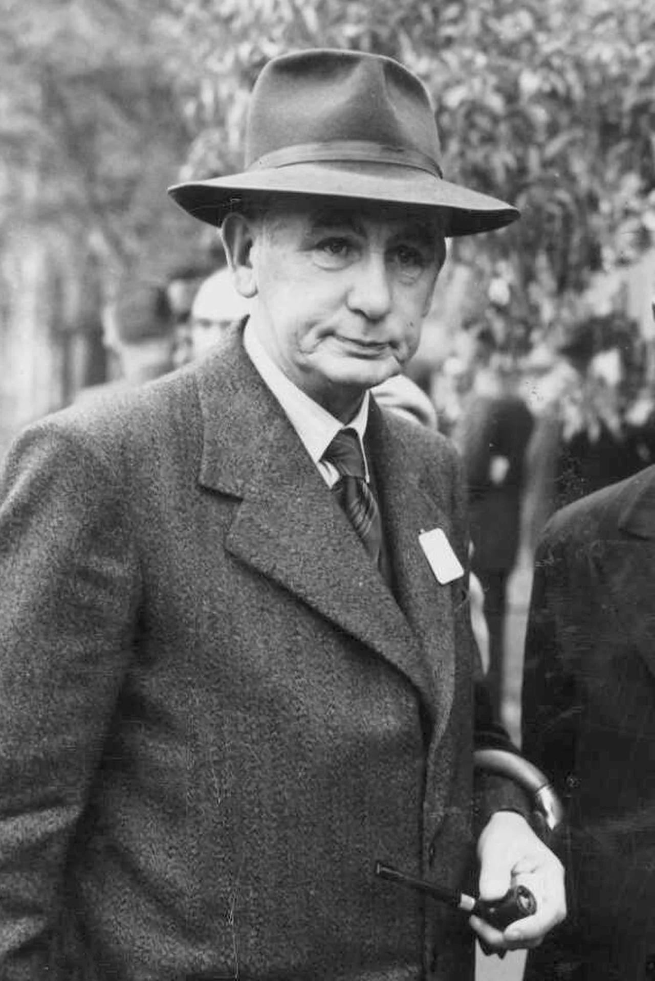Portrait of David Miller (1890–1973) – memorial page
