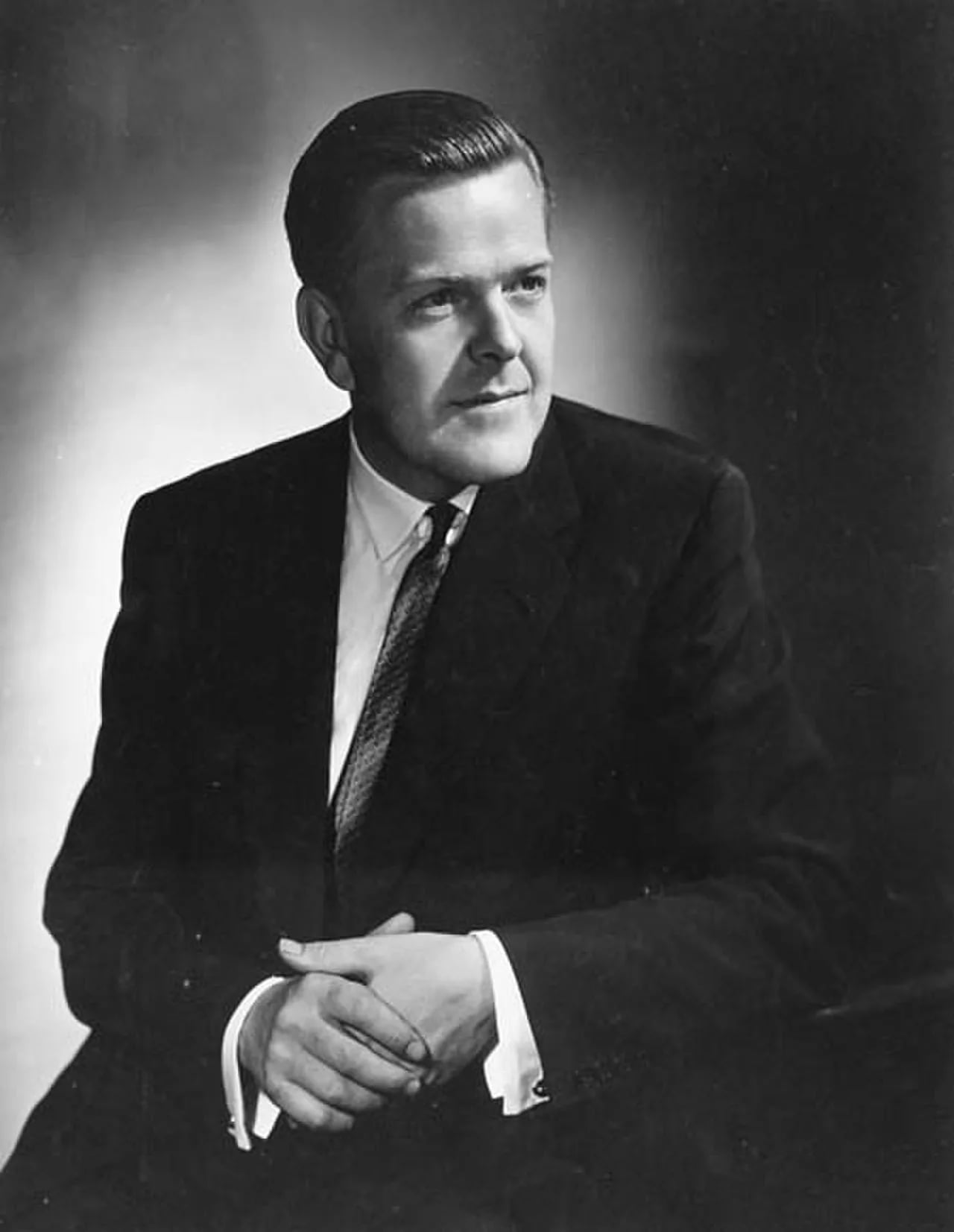 Porträt von Davie Fulton (1916–2000) – Gedenkseite