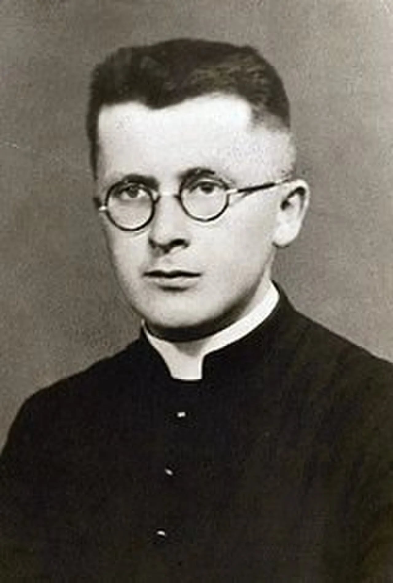Portrait of Francesco Giovanni Bonifacio (1912–1946) – memorial page