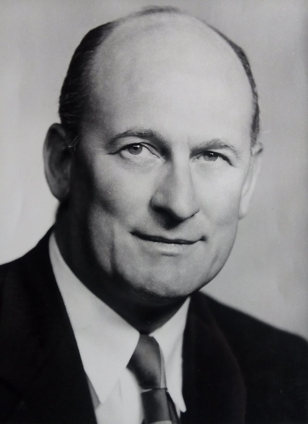 Porträt von Dean Eyre (1914–2007) – Gedenkseite